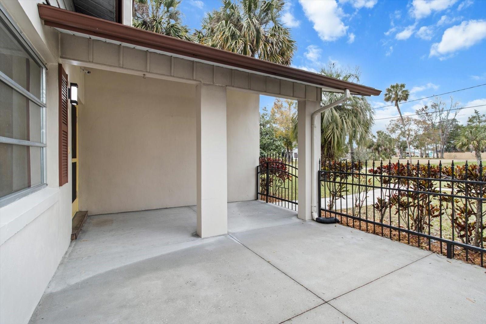 PARADISE COUNTRY CLUB UNIT 3 - Residential