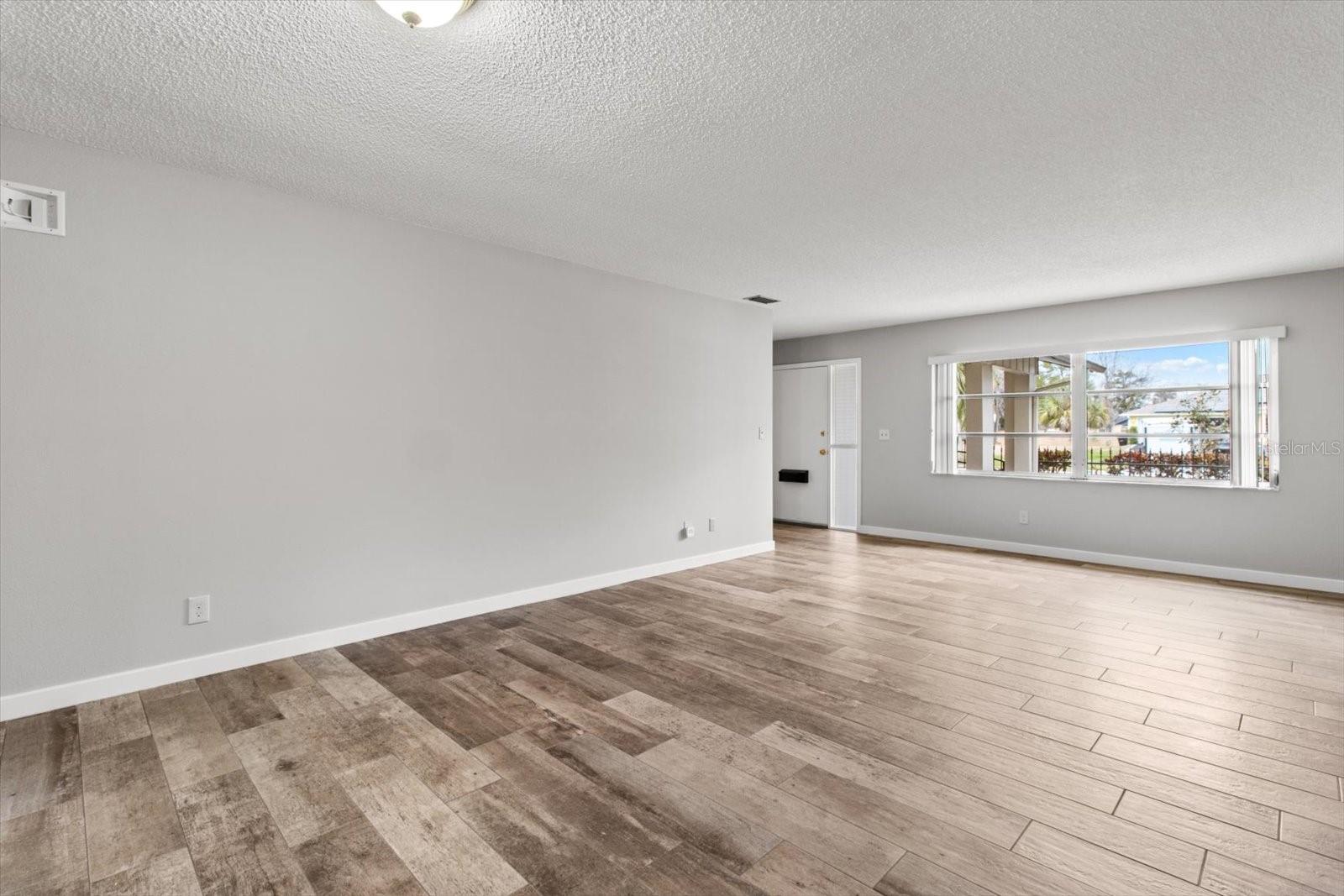 PARADISE COUNTRY CLUB UNIT 3 - Residential