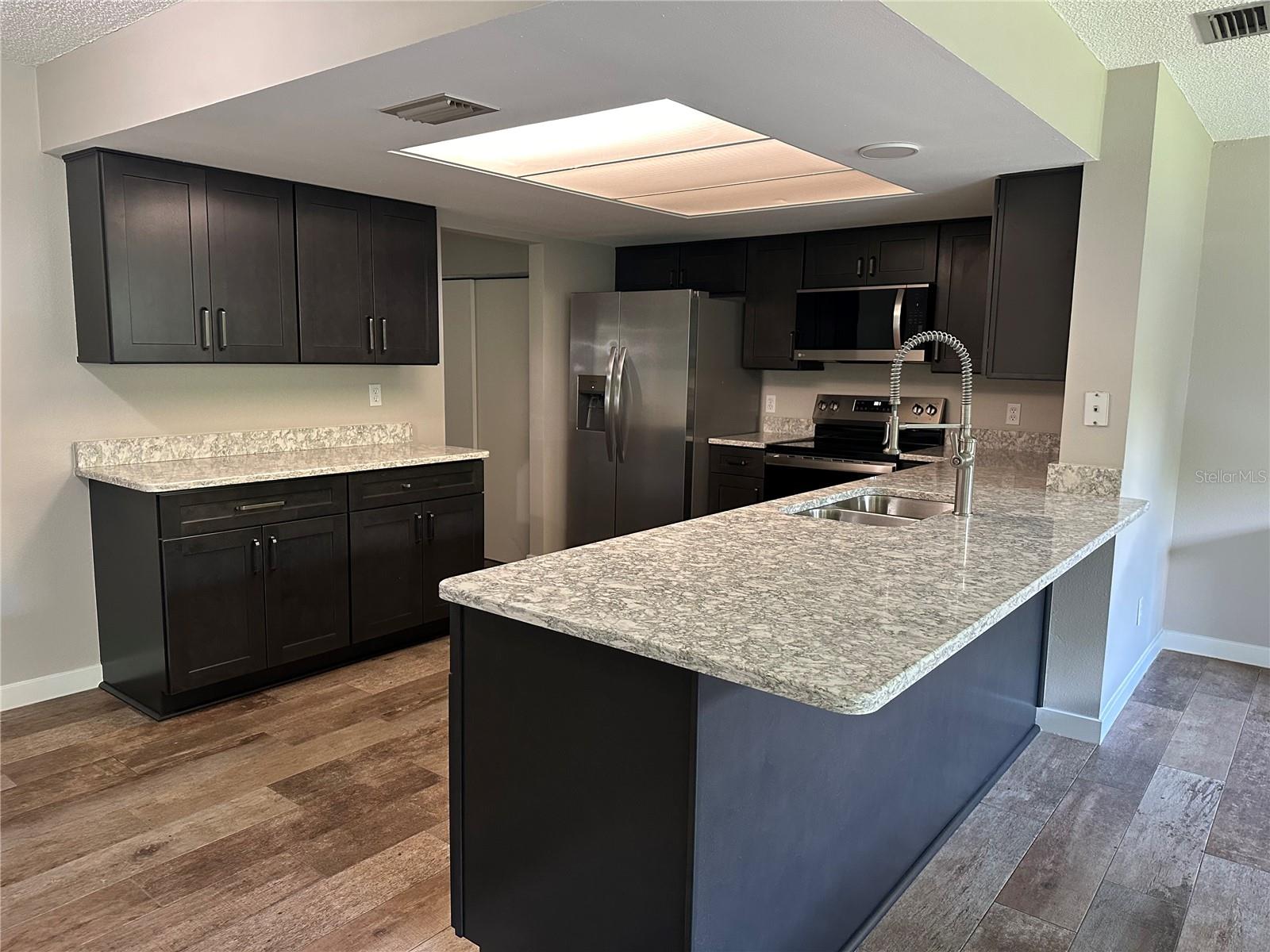 PARADISE COUNTRY CLUB UNIT 3 - Residential