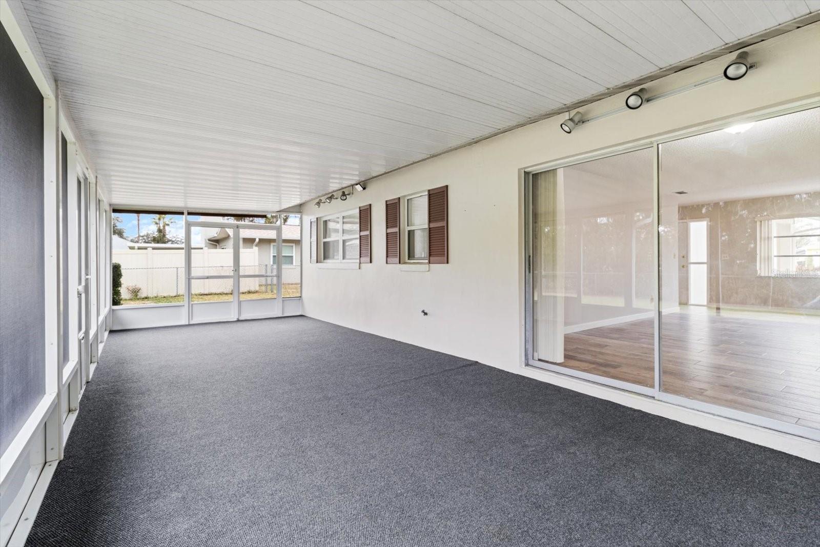 PARADISE COUNTRY CLUB UNIT 3 - Residential