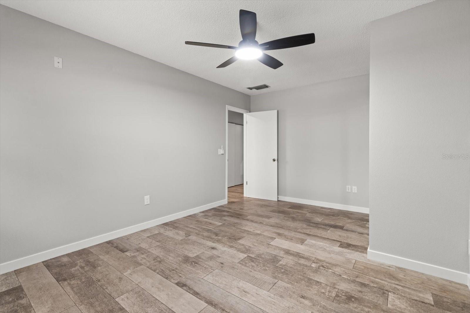 PARADISE COUNTRY CLUB UNIT 3 - Residential