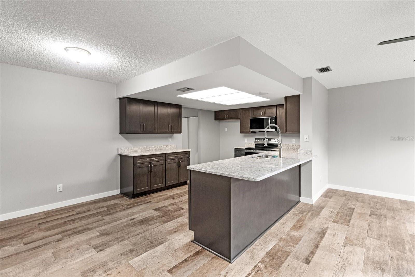 PARADISE COUNTRY CLUB UNIT 3 - Residential