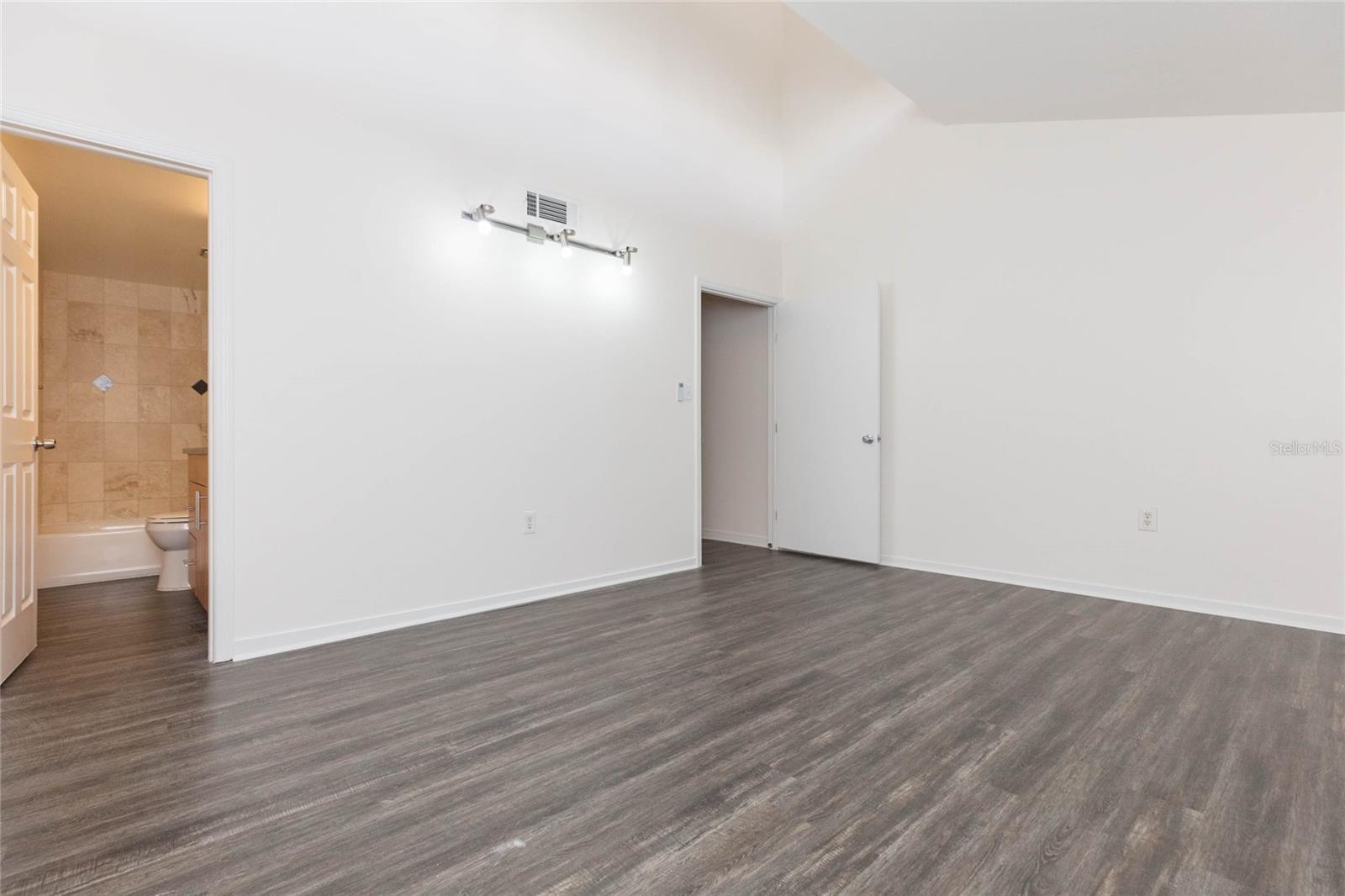 BAY VILLA PLACE CONDO - Residential