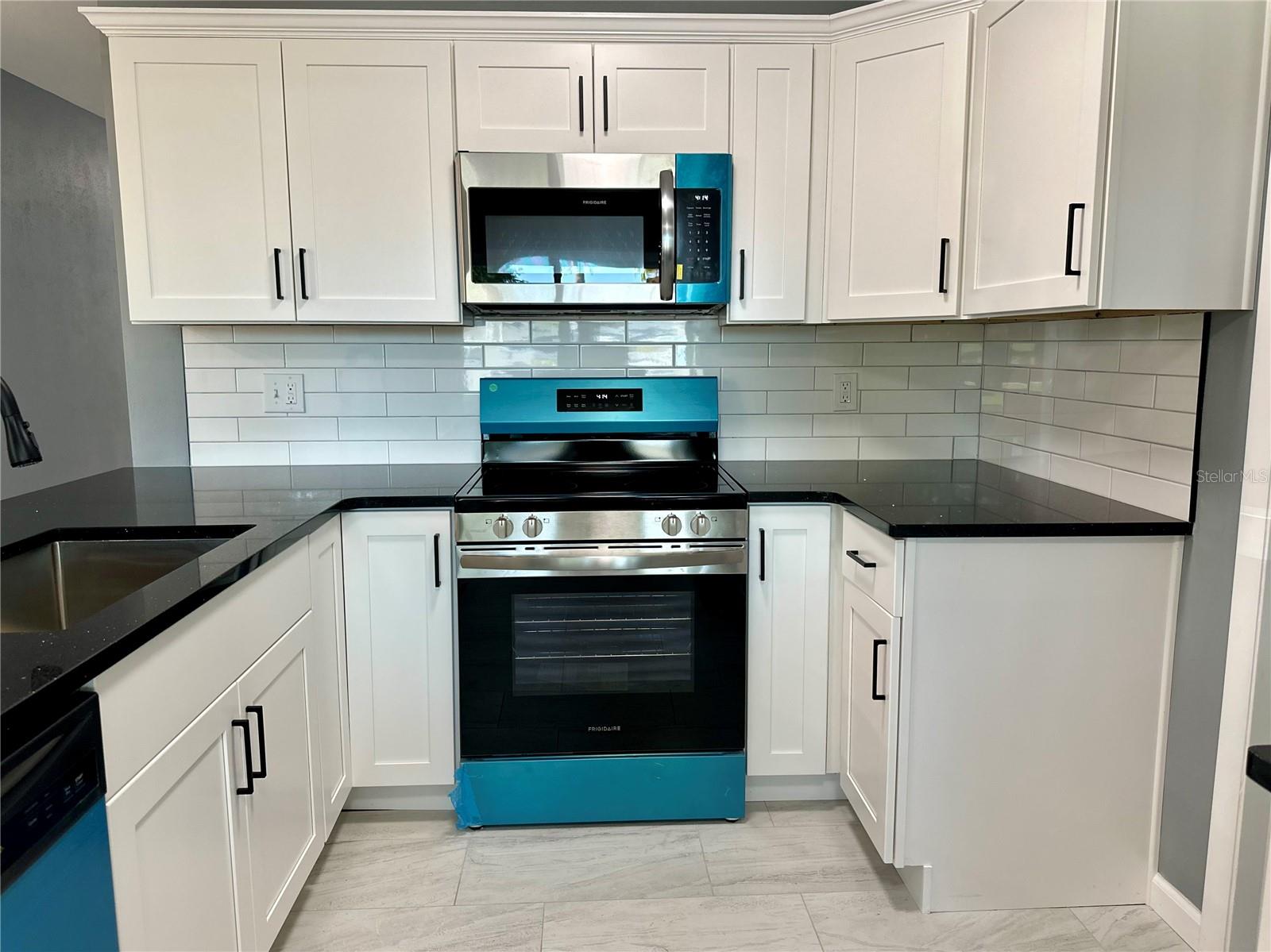 ROSEMARY PARK 1ST ADD - Residential Lease