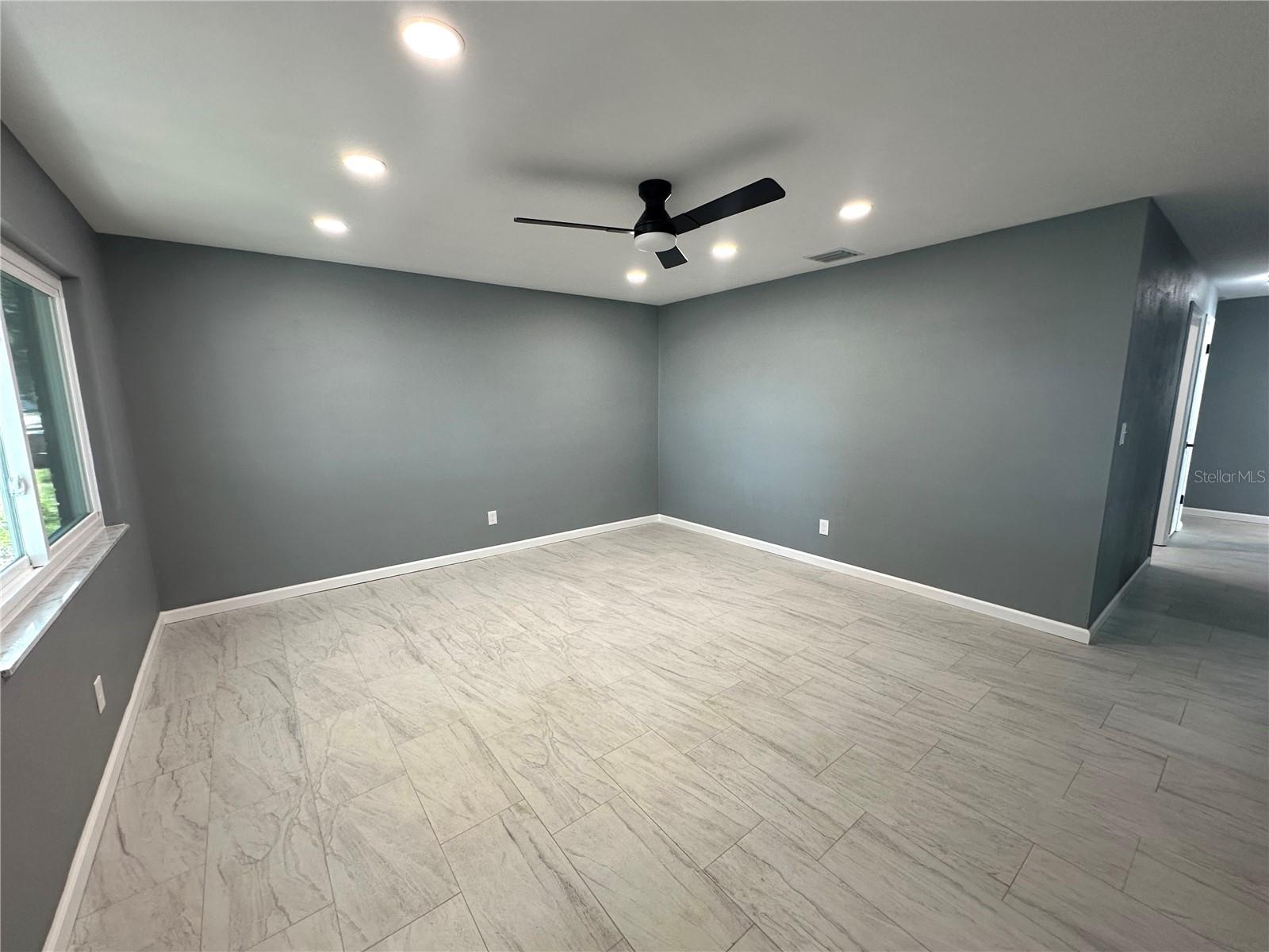 ROSEMARY PARK 1ST ADD - Residential Lease