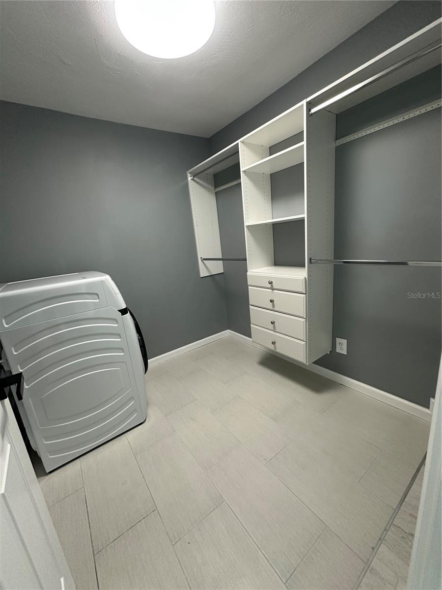 ROSEMARY PARK 1ST ADD - Residential Lease