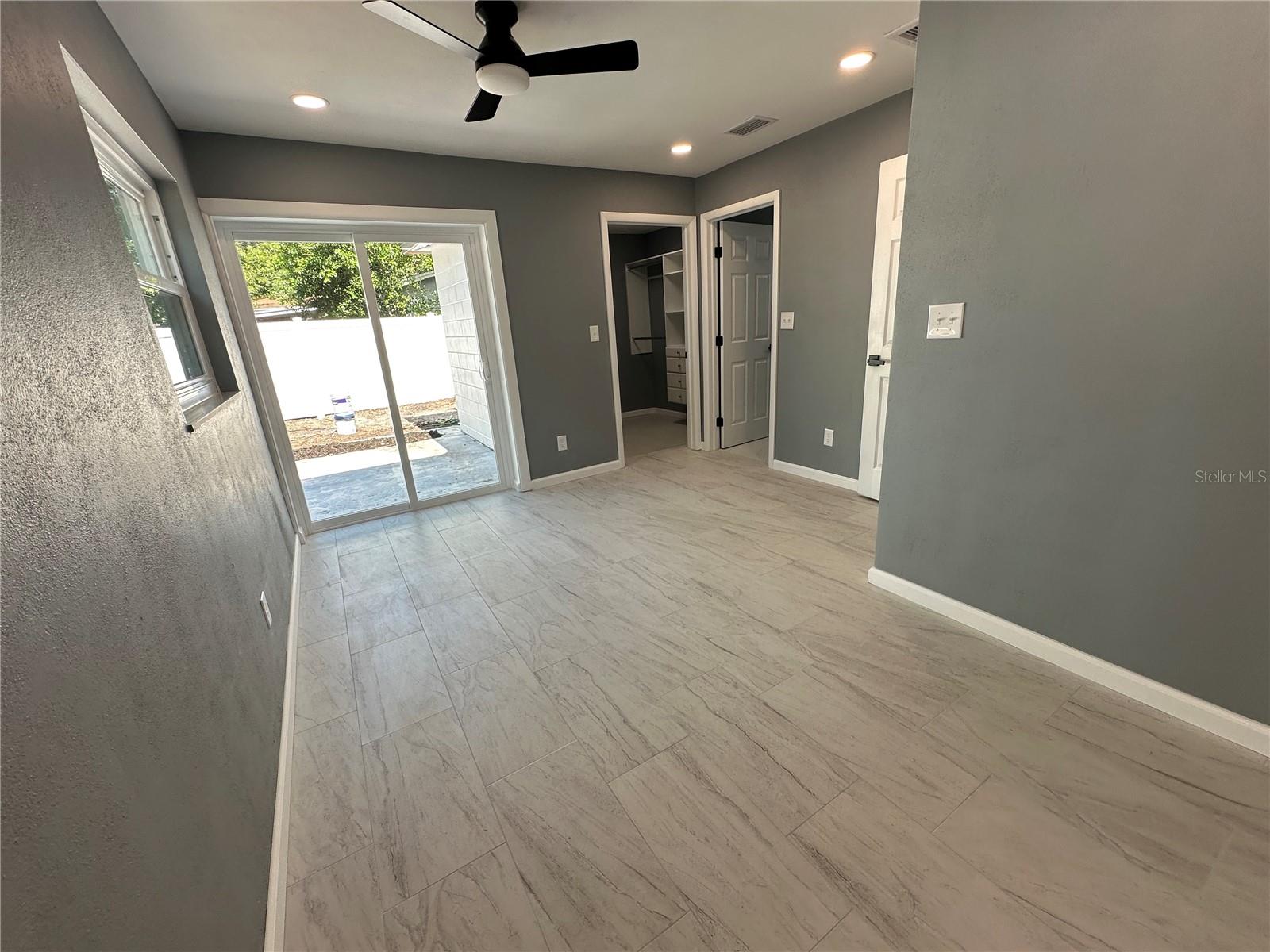 ROSEMARY PARK 1ST ADD - Residential Lease