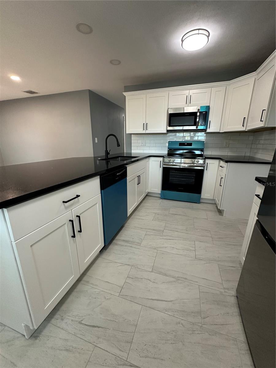 ROSEMARY PARK 1ST ADD - Residential Lease
