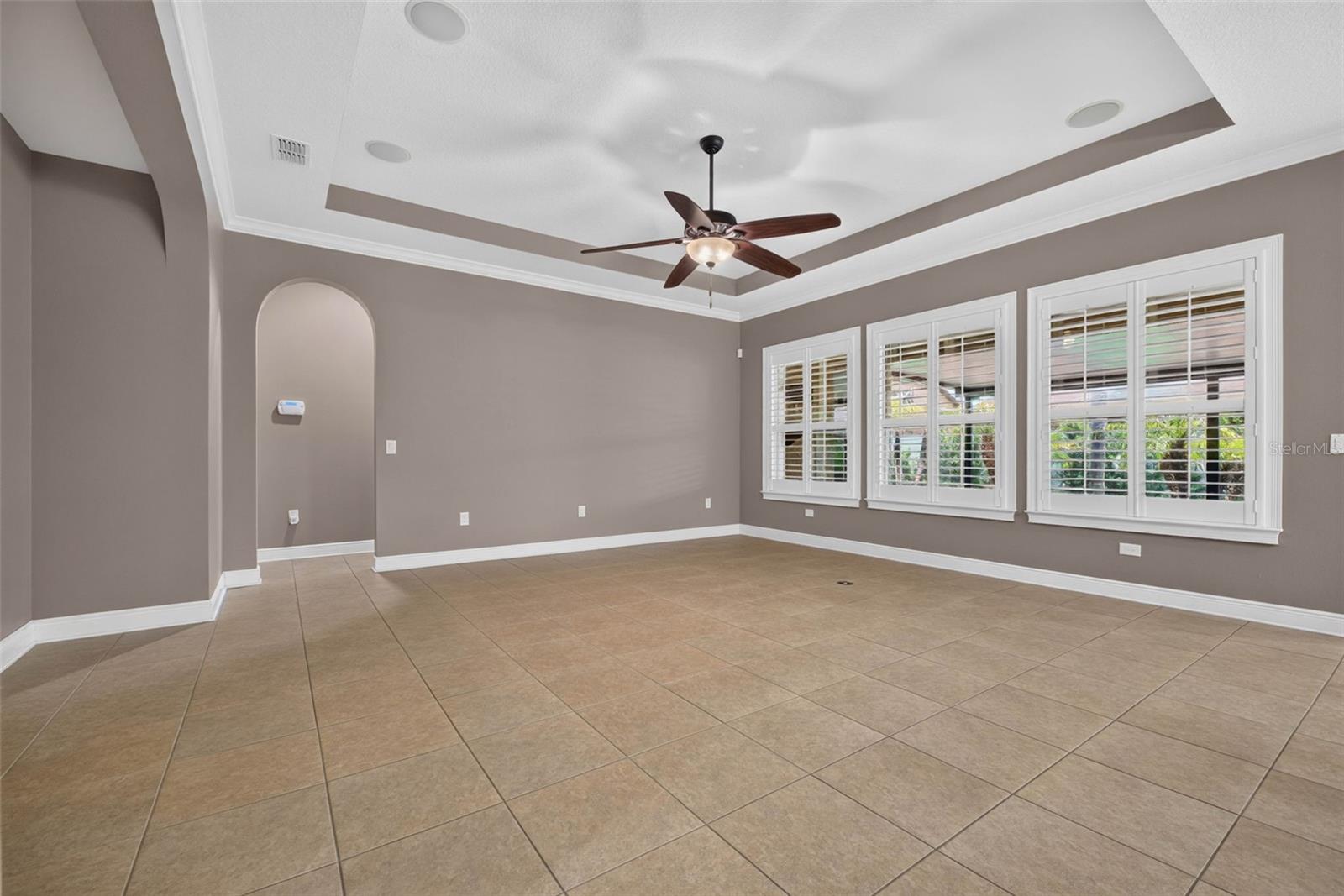 HUNTERS RUN - Residential