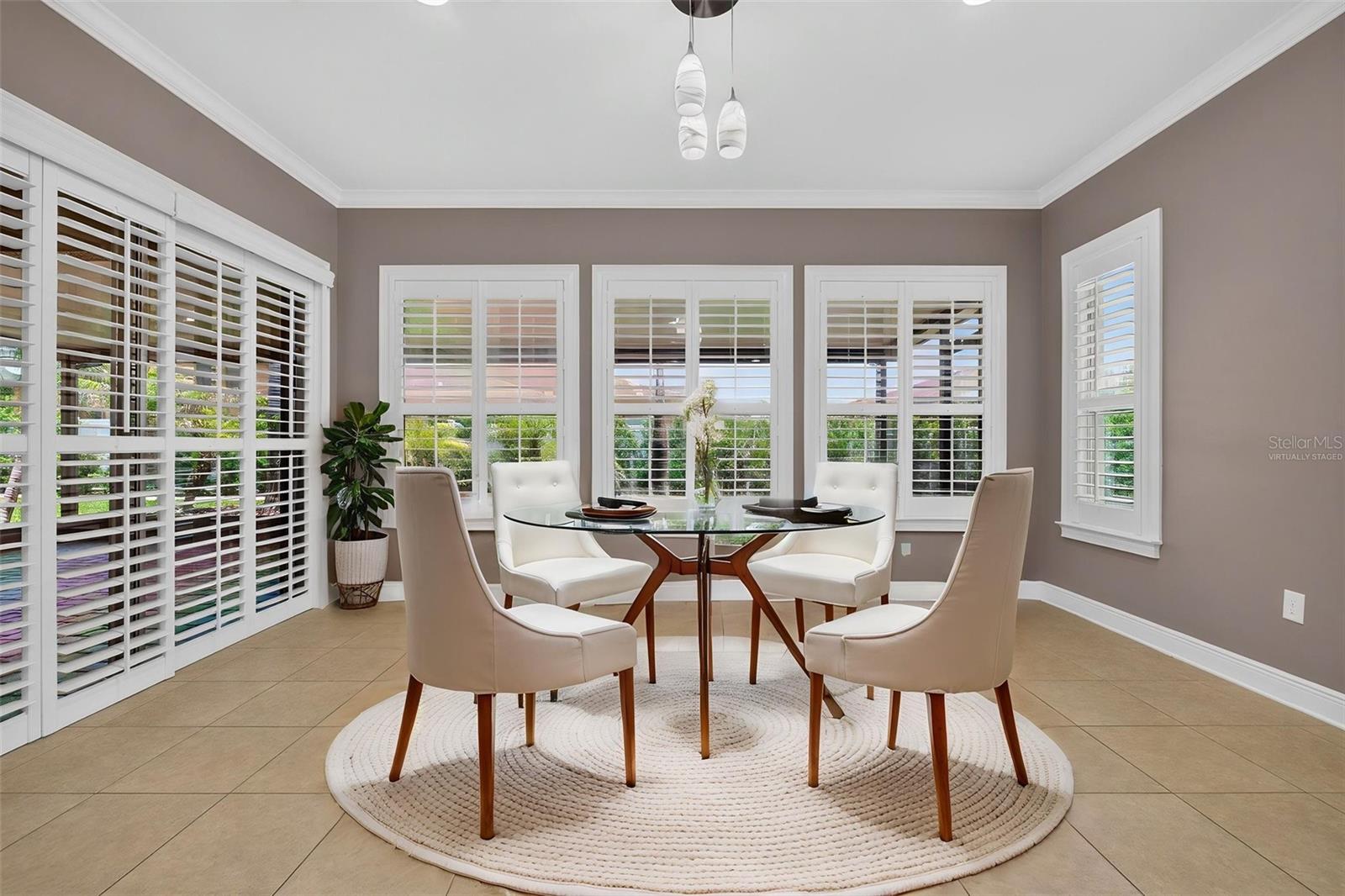HUNTERS RUN - Residential