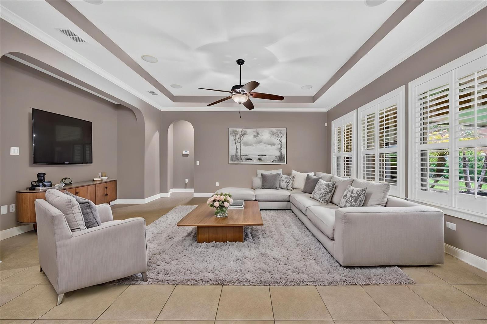 HUNTERS RUN - Residential
