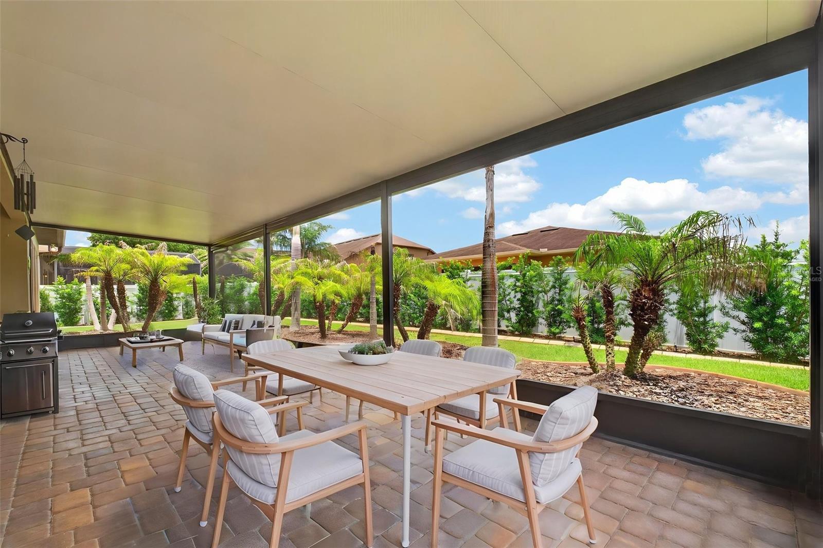 HUNTERS RUN - Residential