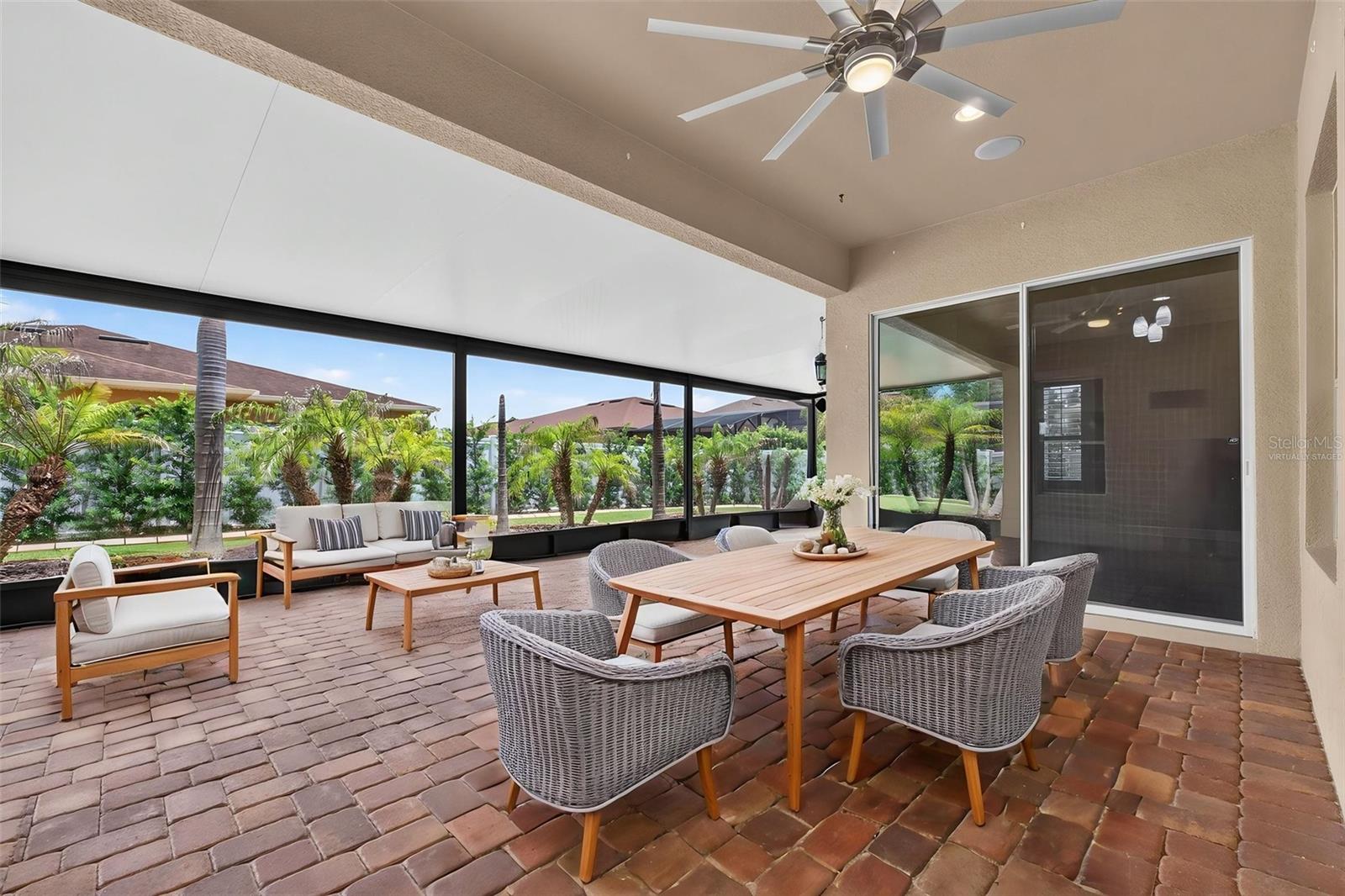 HUNTERS RUN - Residential