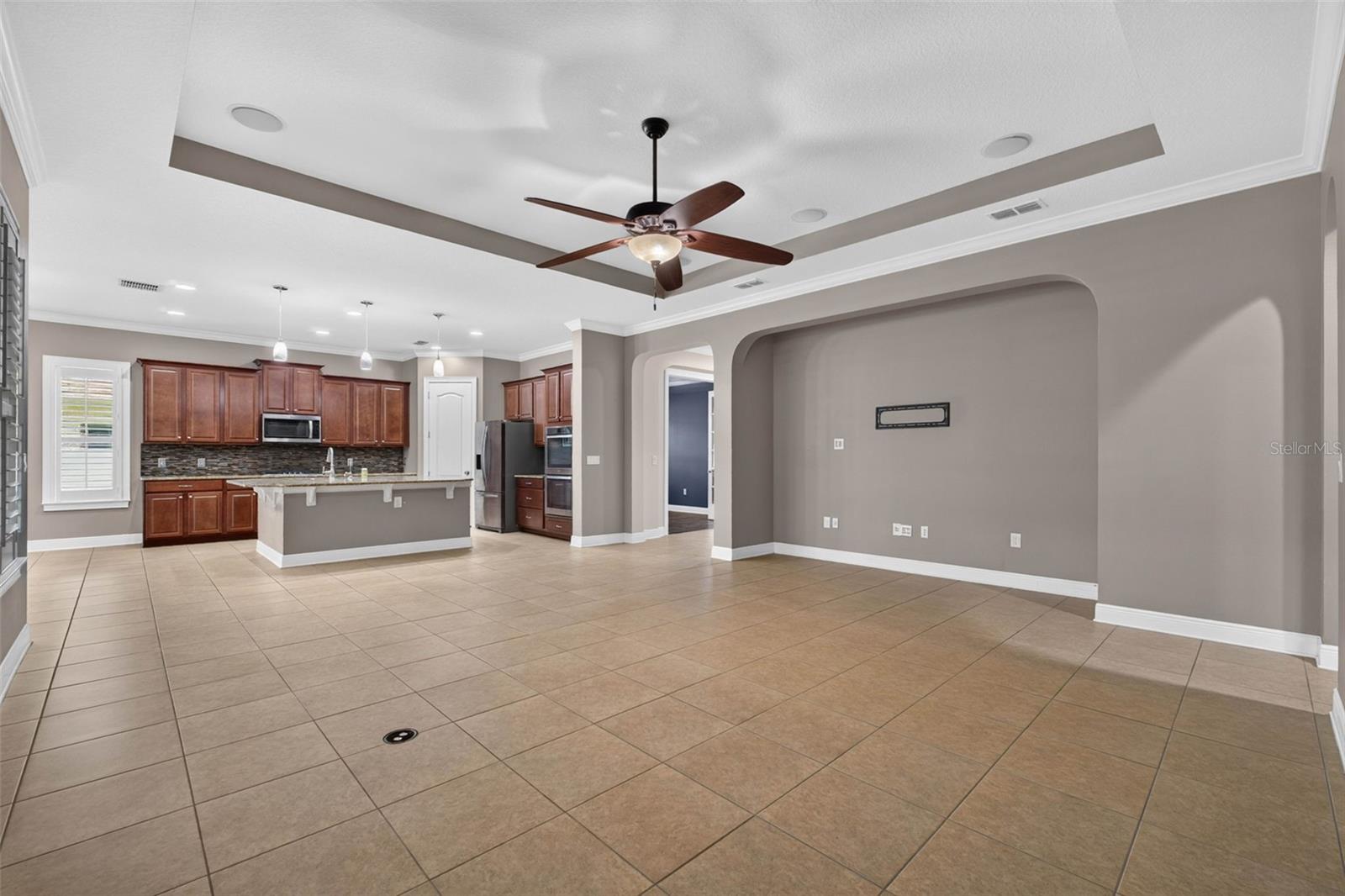 HUNTERS RUN - Residential