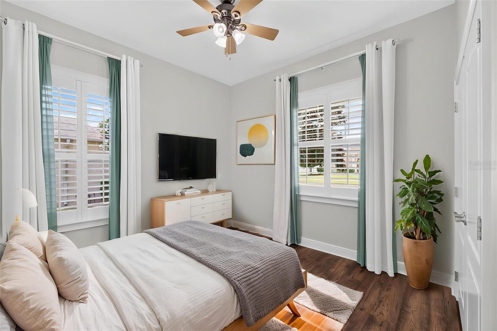 HUNTERS RUN - Residential