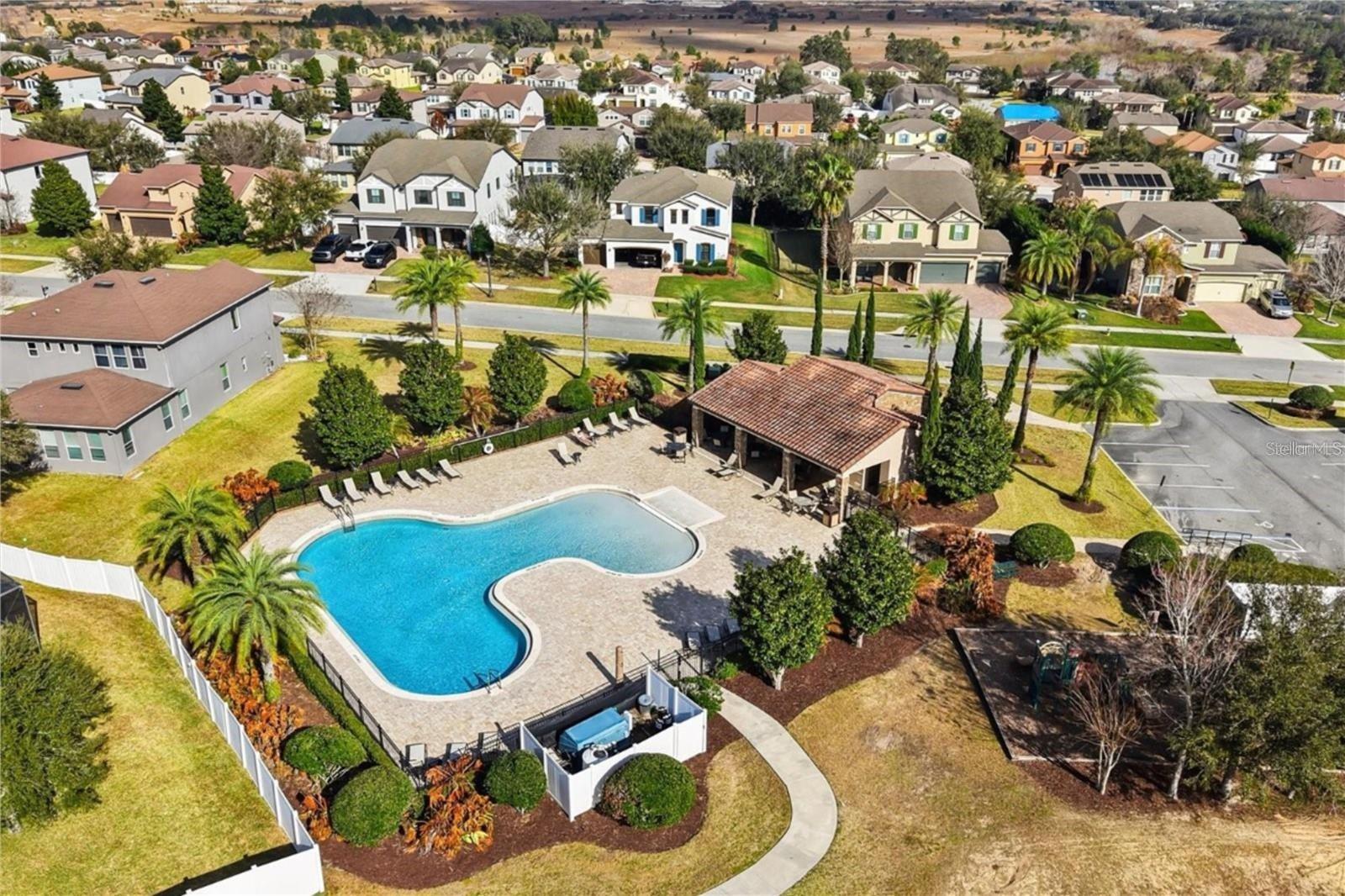 HUNTERS RUN - Residential