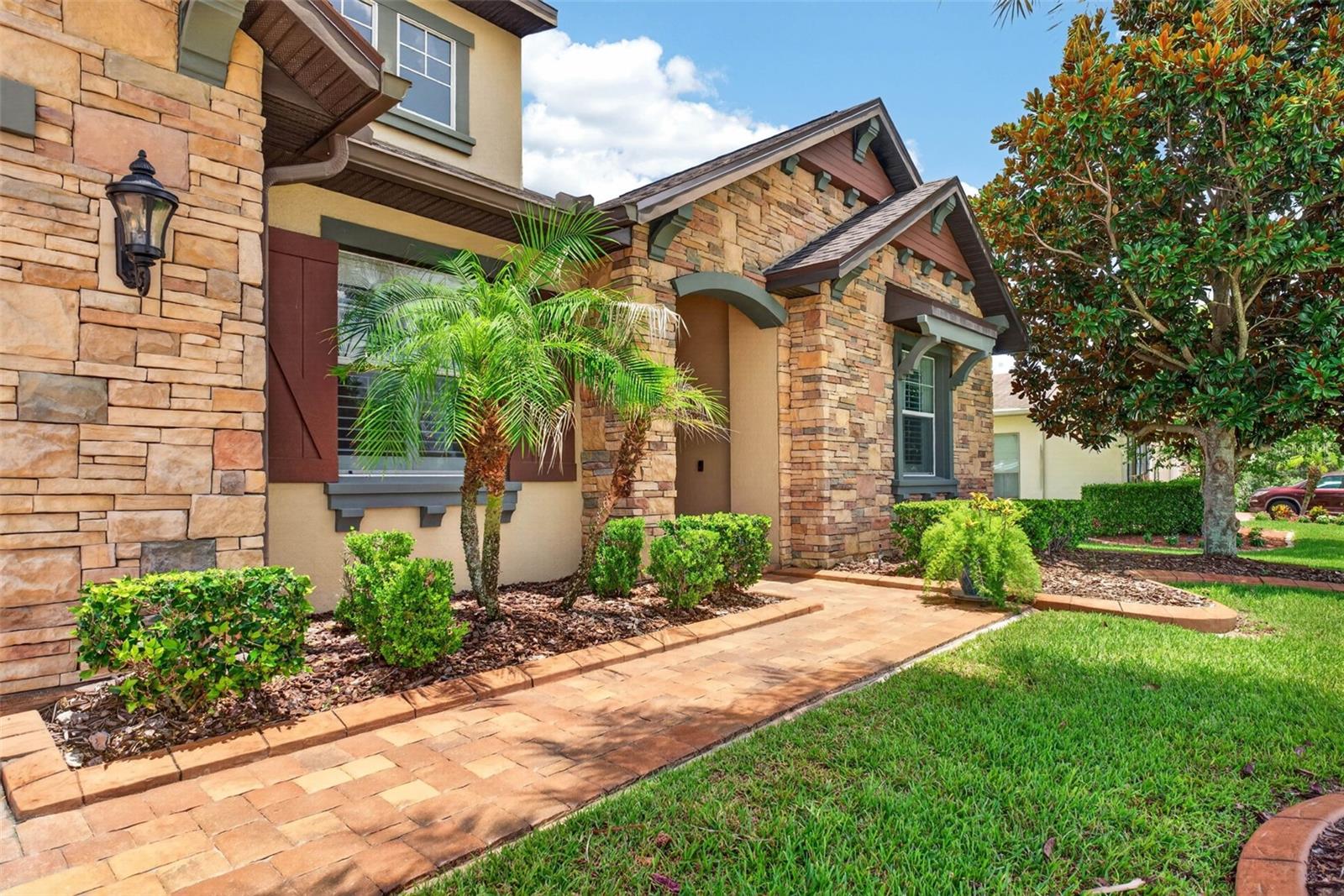HUNTERS RUN - Residential