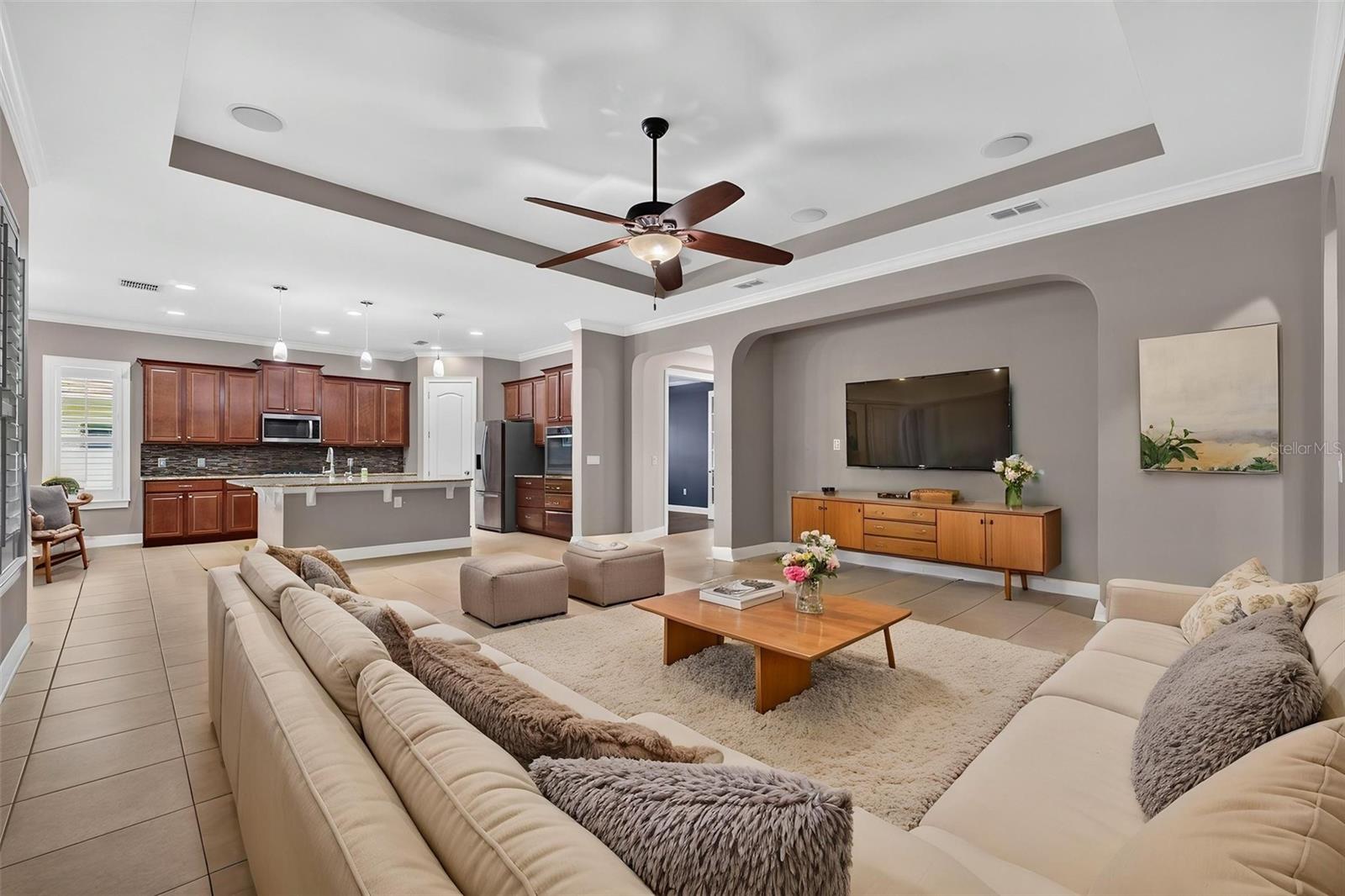 HUNTERS RUN - Residential