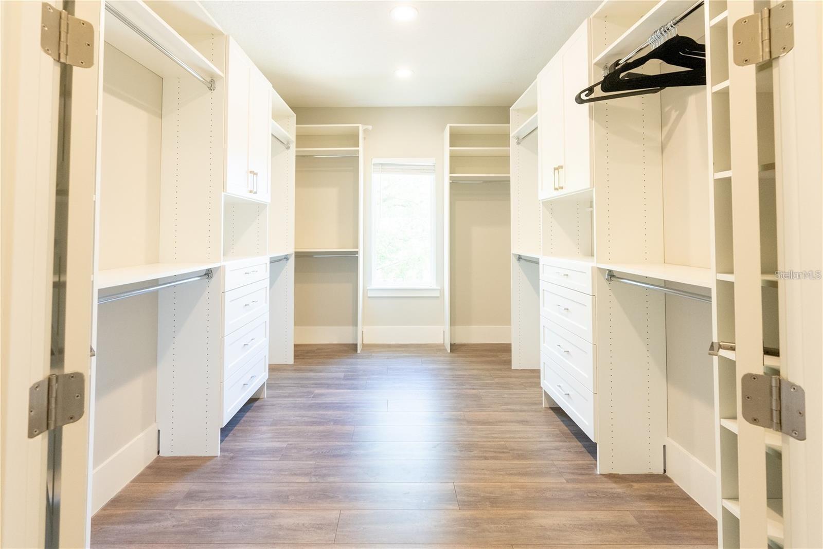 MORRISON HEIGHTS - Residential Lease