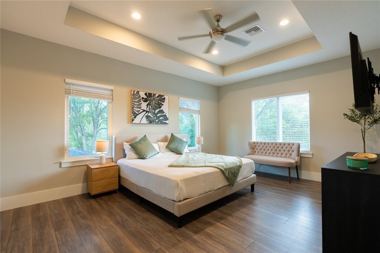 MORRISON HEIGHTS - Residential Lease