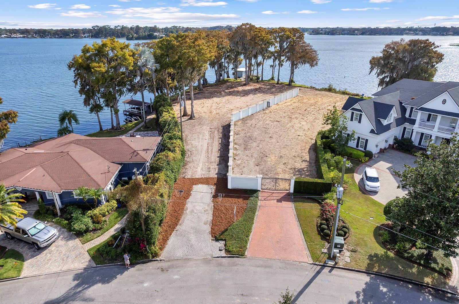 HOLLIEANNA SHORES 1ST ADD - Land