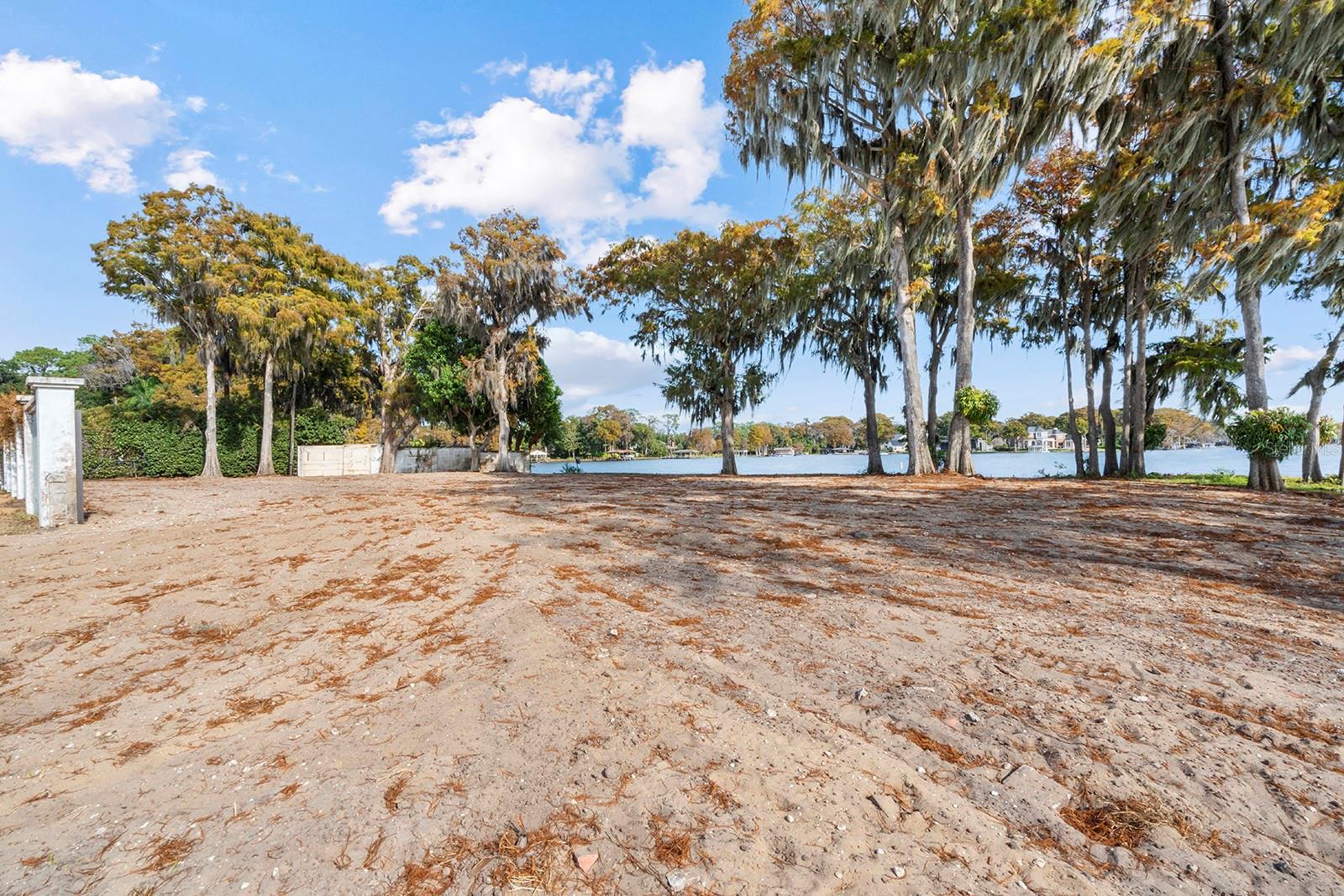 HOLLIEANNA SHORES 1ST ADD - Land