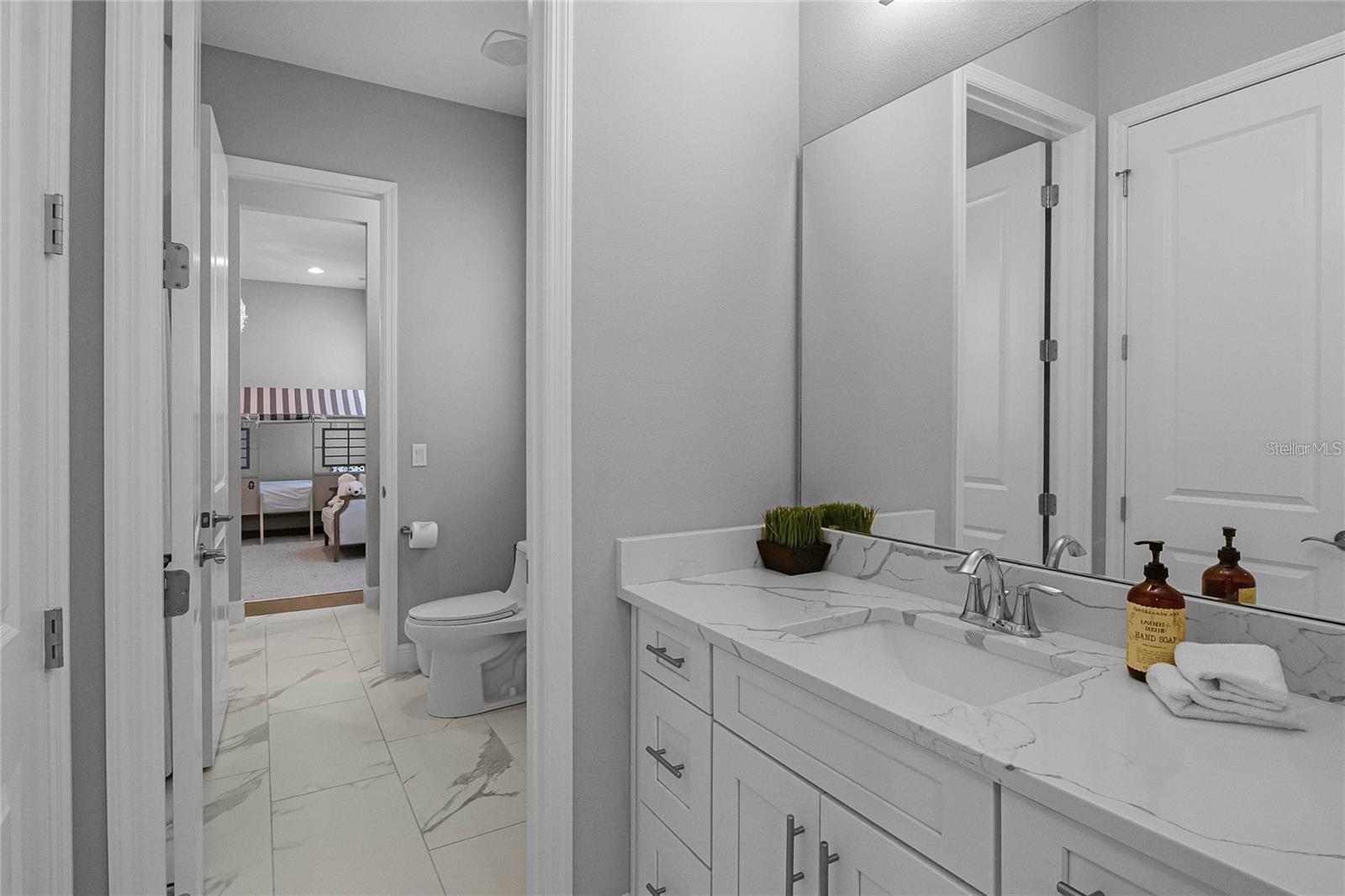 ESTANCIA/WINDERMERE - Residential