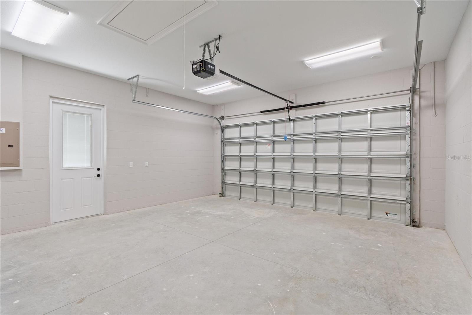 NORTH LAKE BUFFUM SHORES - Residential Lease
