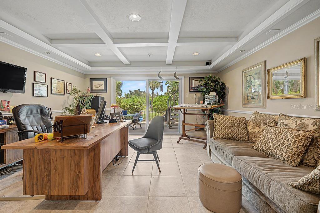 PIRATES COVE CLUB CONDO - Residential