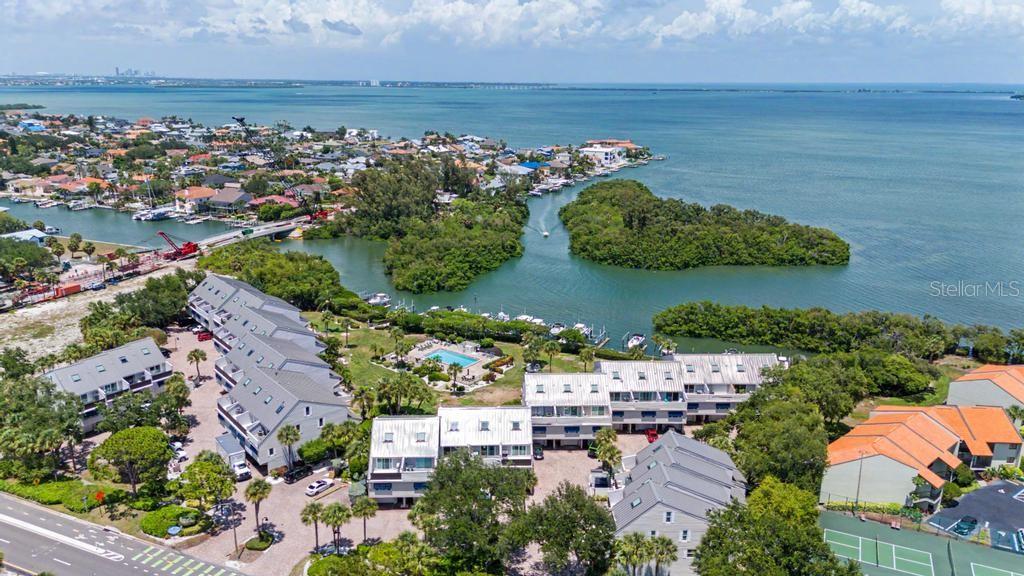 PIRATES COVE CLUB CONDO - Residential