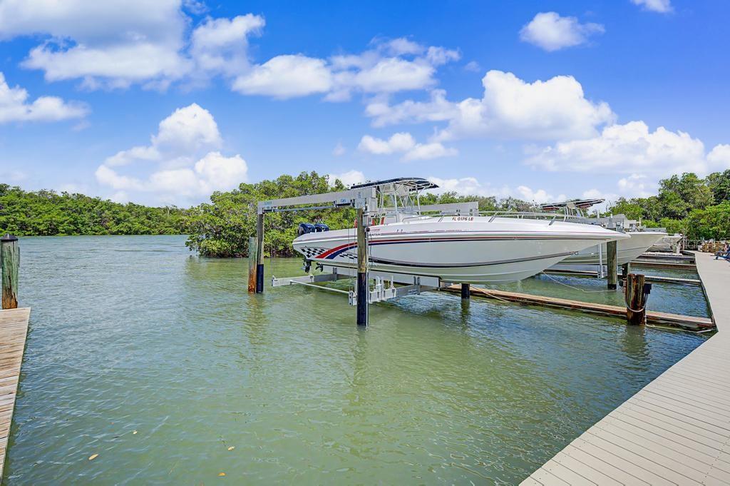 PIRATES COVE CLUB CONDO - Residential