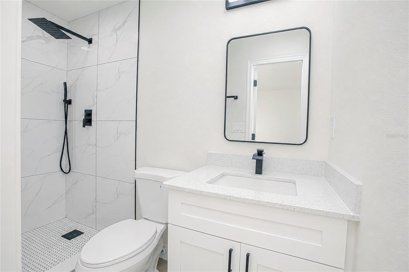 SHANNON LAKES - Residential Lease
