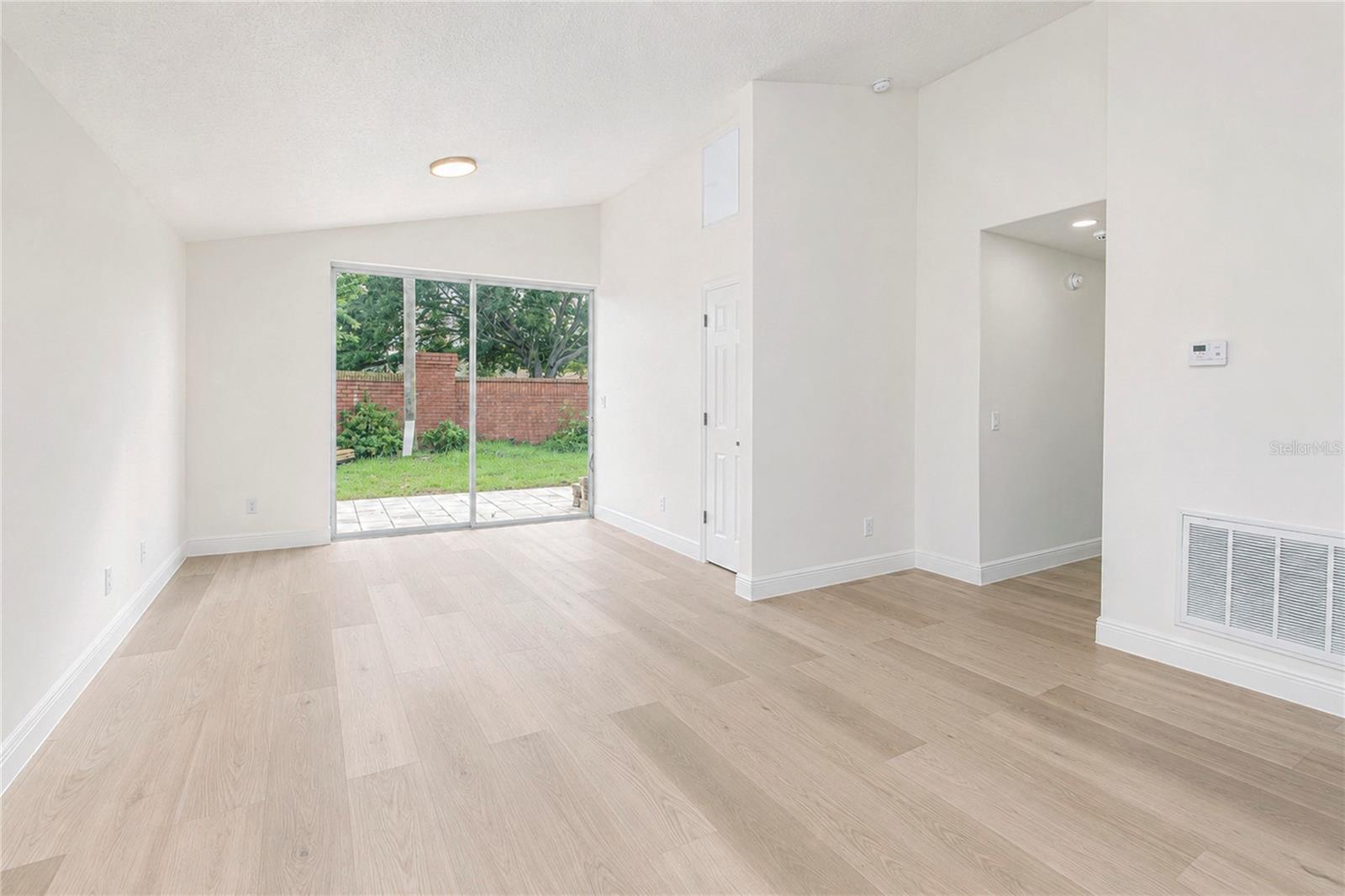 SHANNON LAKES - Residential Lease