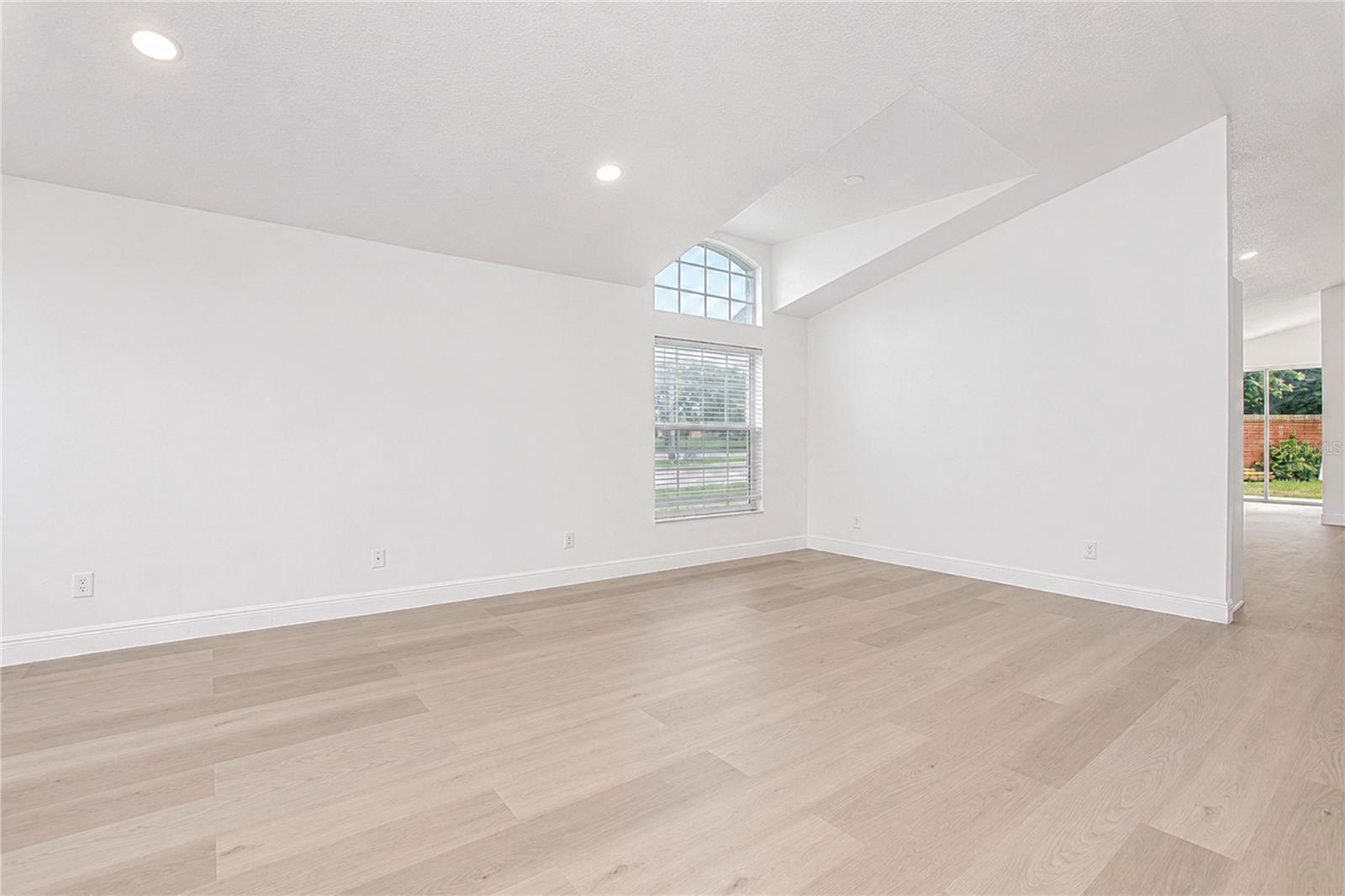 SHANNON LAKES - Residential Lease