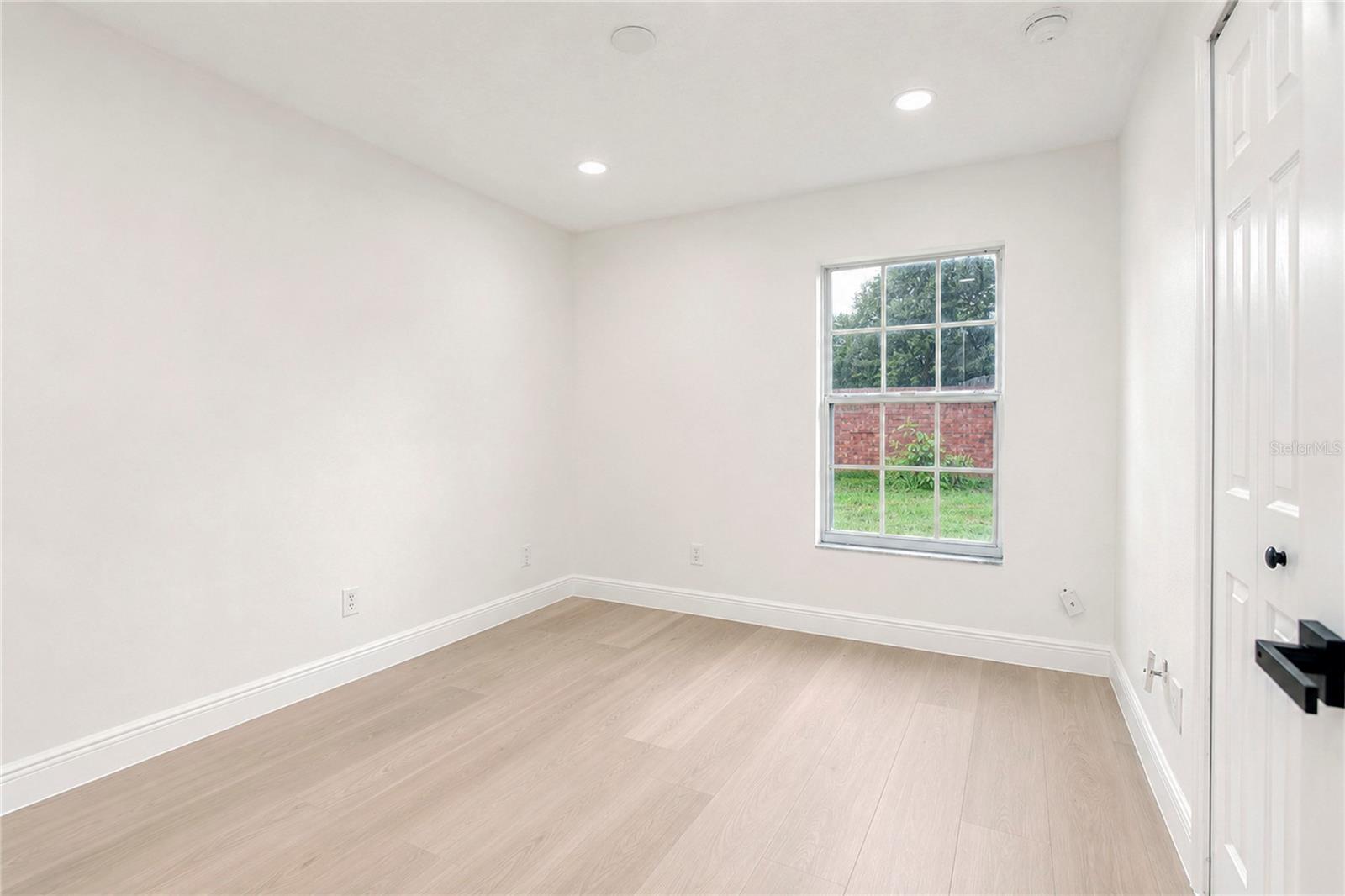 SHANNON LAKES - Residential Lease