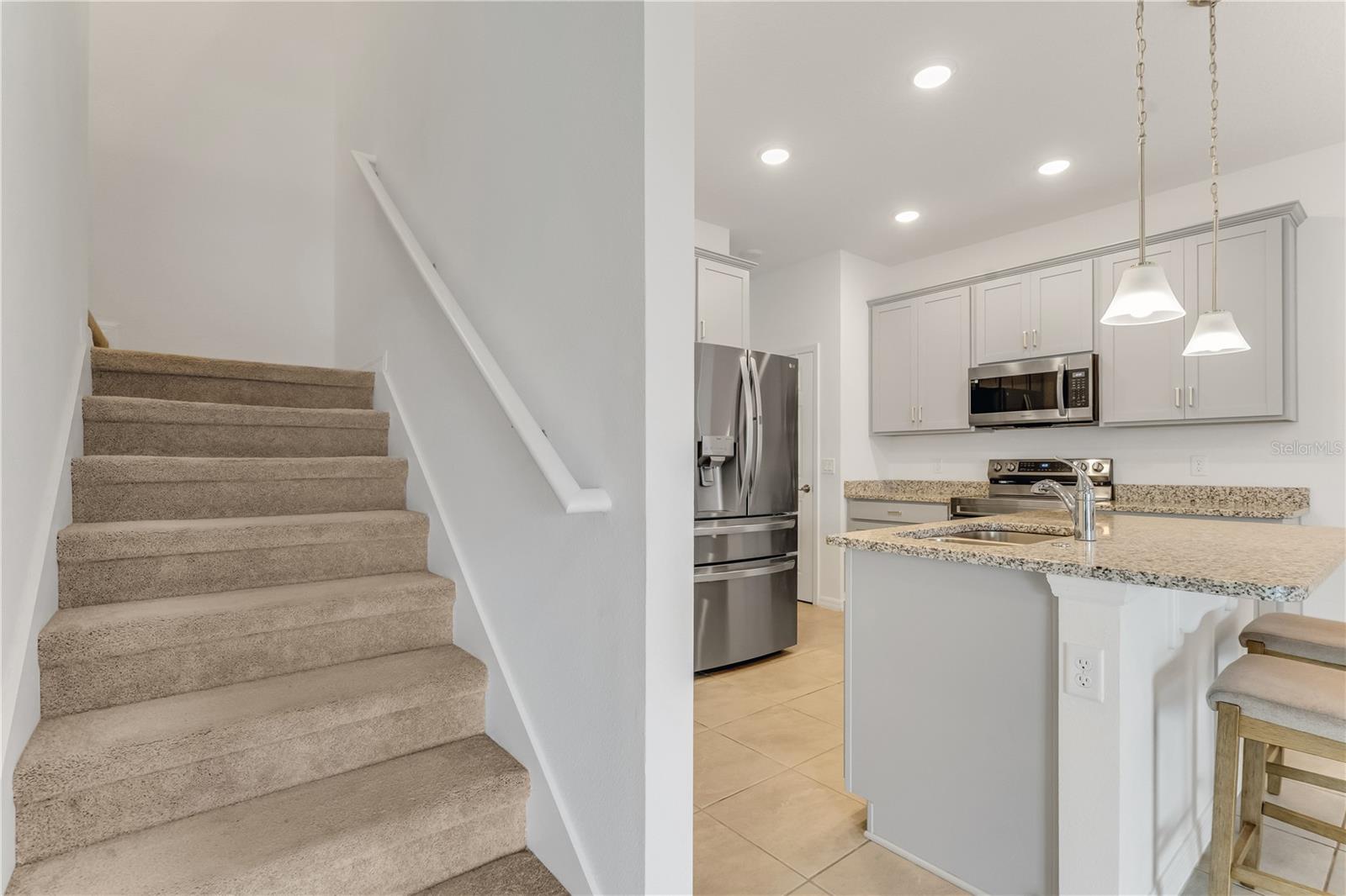 AVALON PARK TAVARES PH 1 - Residential
