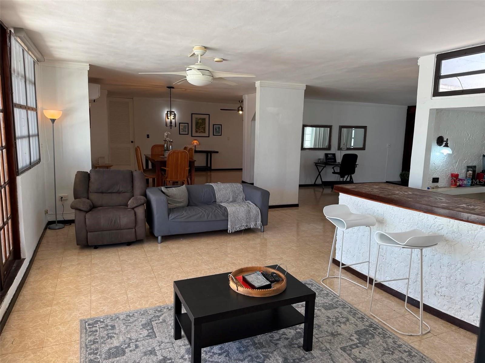 URB VILLA VENECIA - Residential