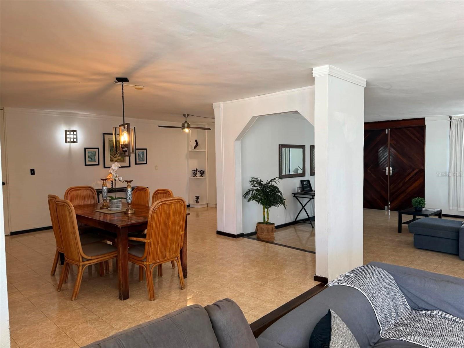 URB VILLA VENECIA - Residential