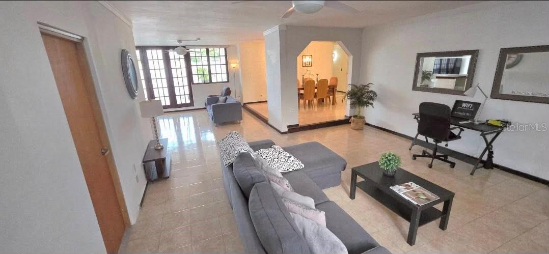 URB VILLA VENECIA - Residential