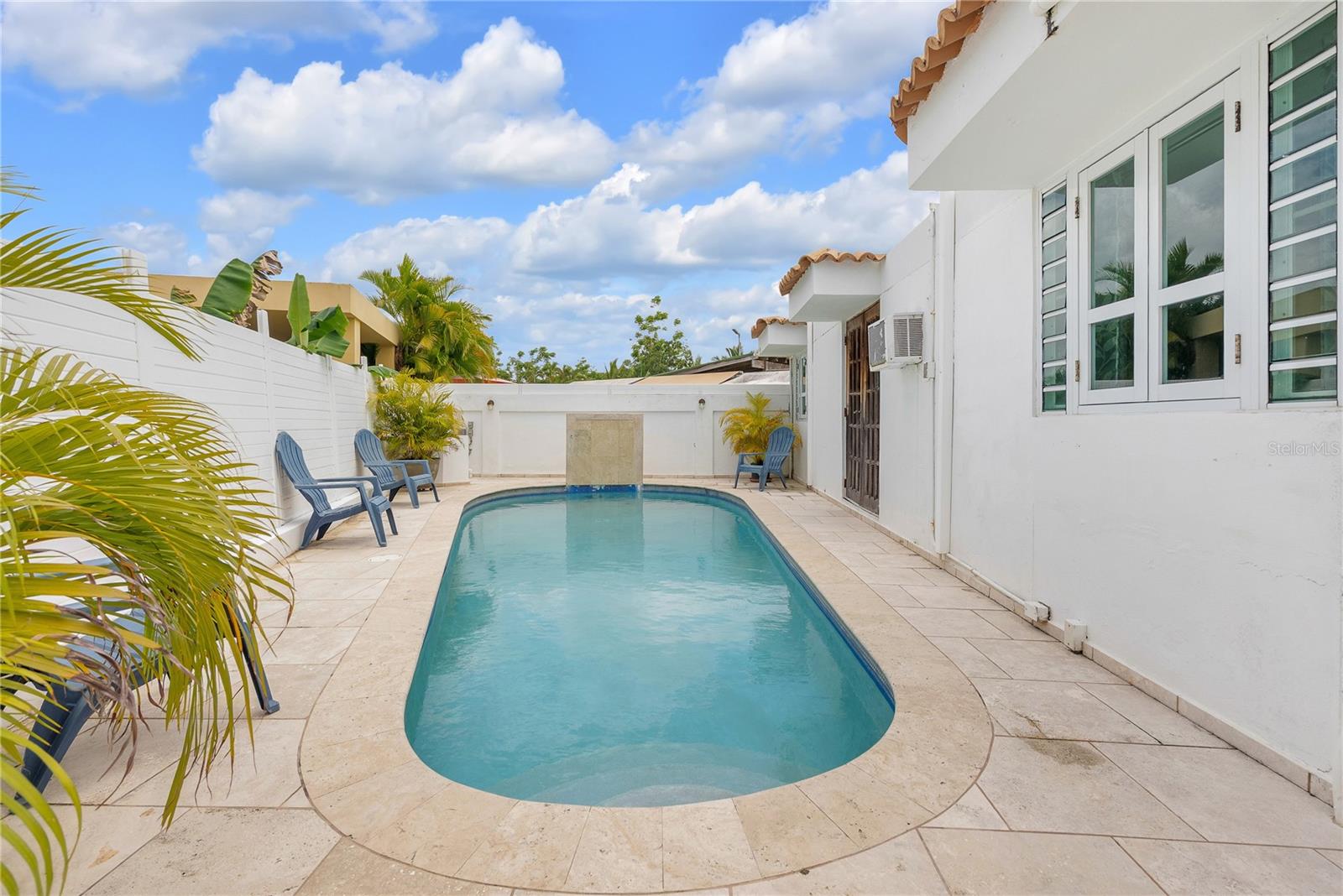 URB VILLA VENECIA - Residential