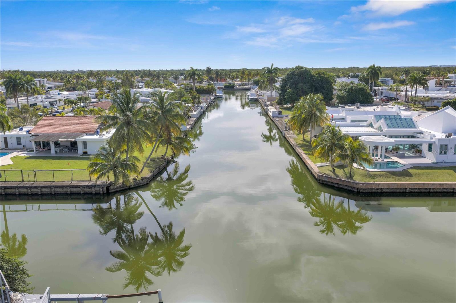 URB VILLA VENECIA - Residential