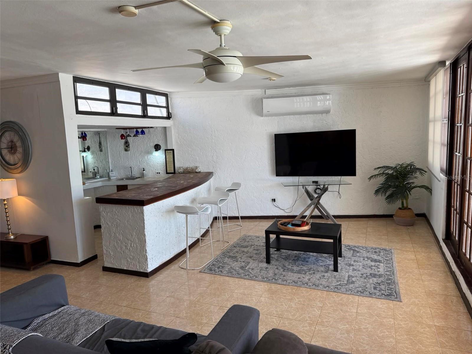 URB VILLA VENECIA - Residential