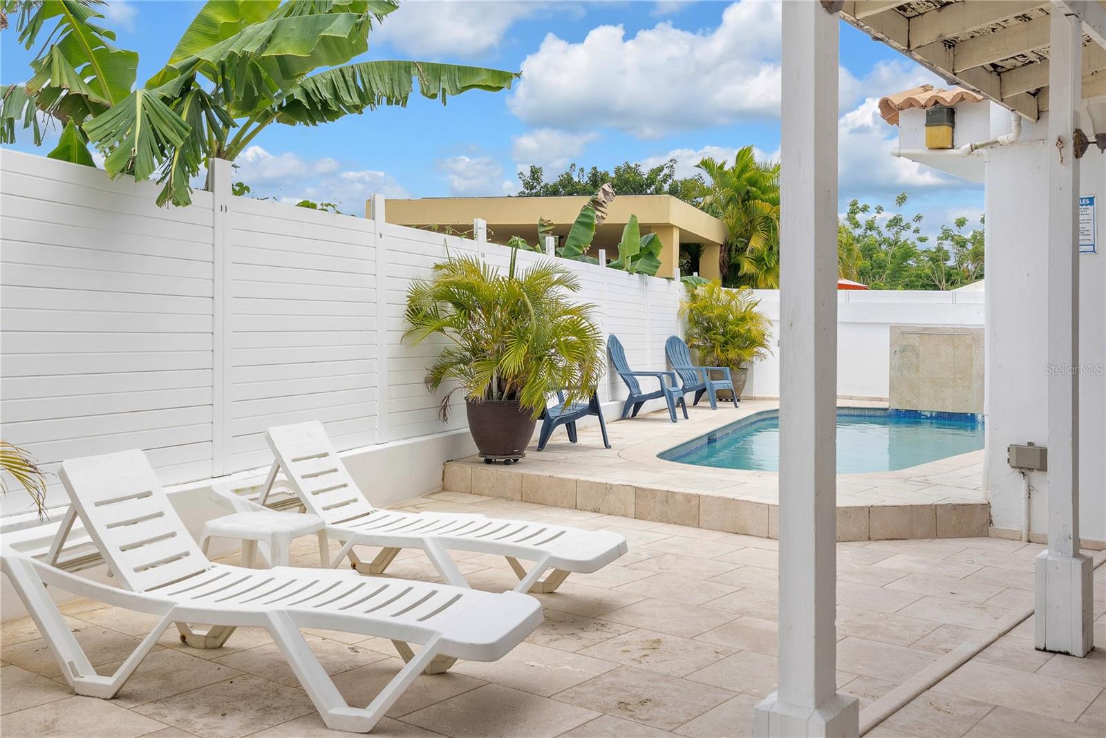 URB VILLA VENECIA - Residential
