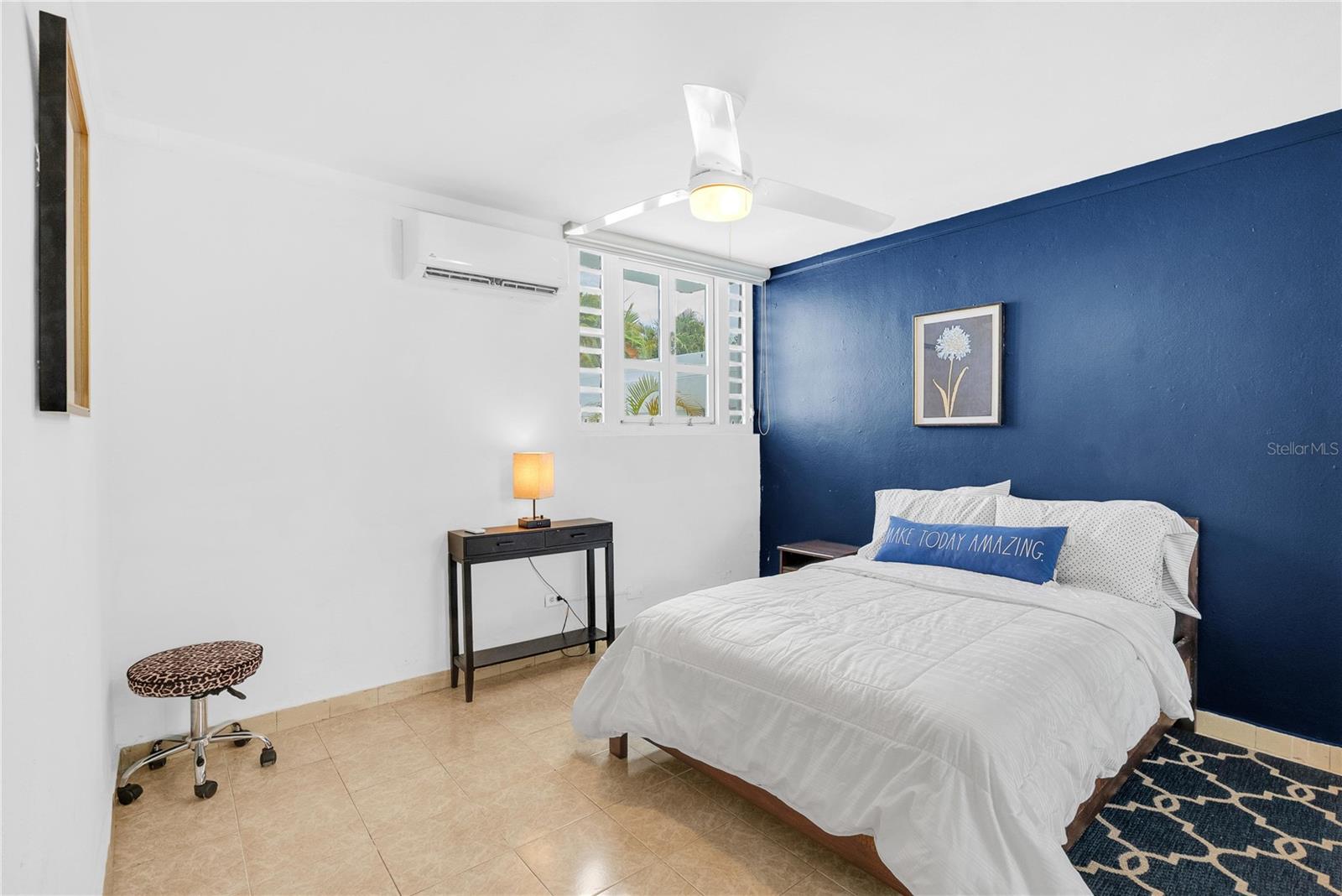 URB VILLA VENECIA - Residential