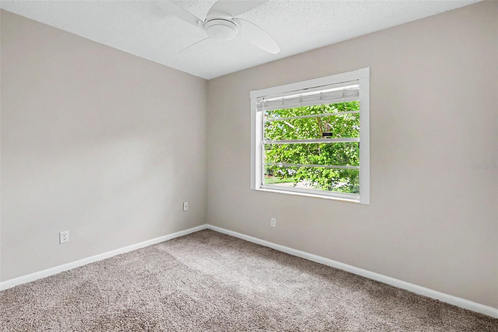 VALRICO MANOR UNIT 2 - Residential