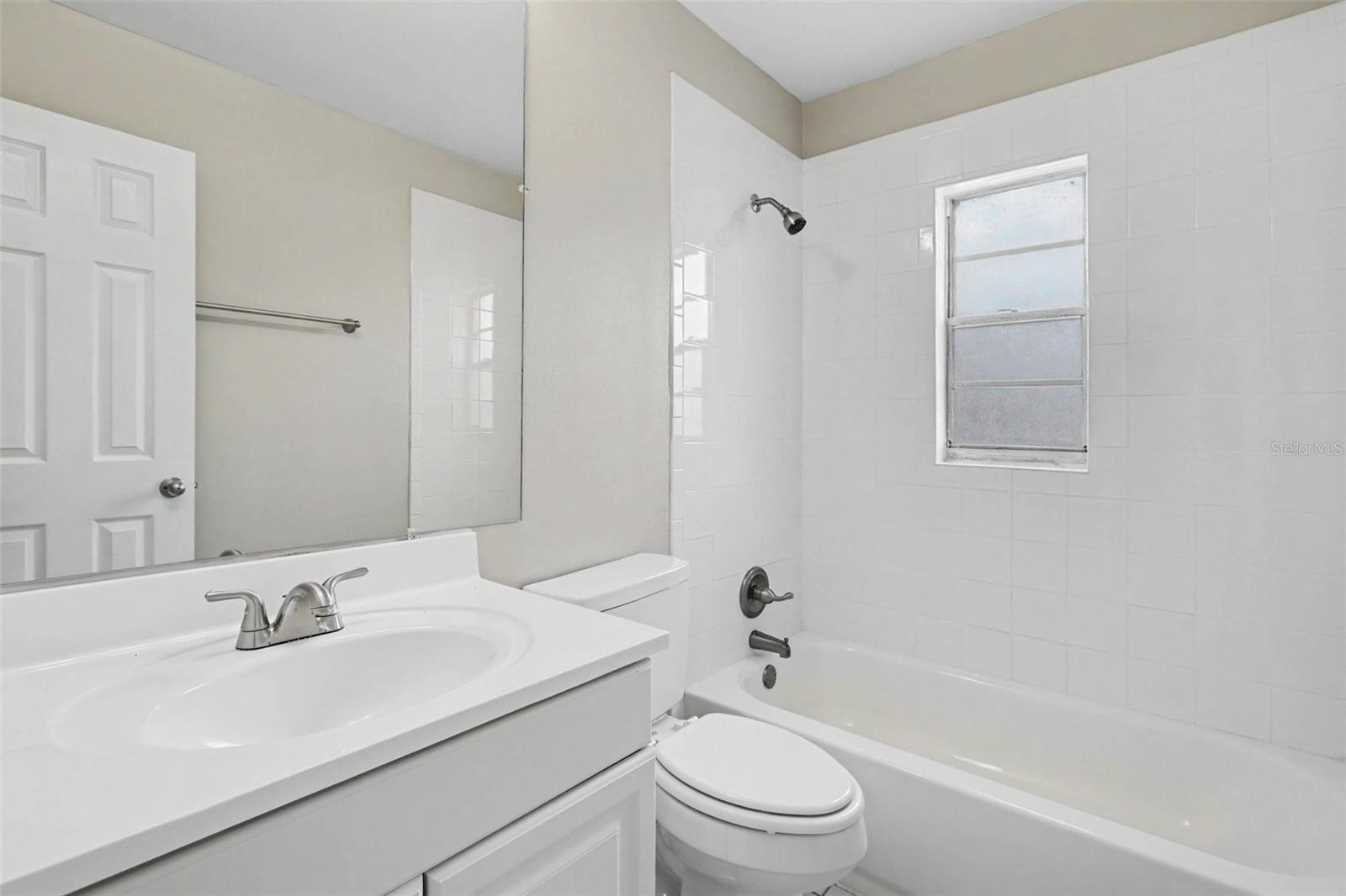 VALRICO MANOR UNIT 2 - Residential