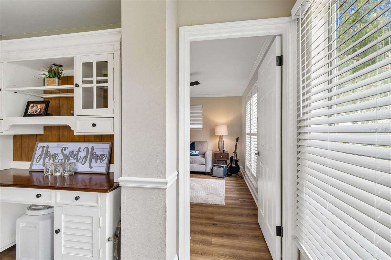 86F THE LANDINGS OF TAMPA A CONDOMINIUM - Residential