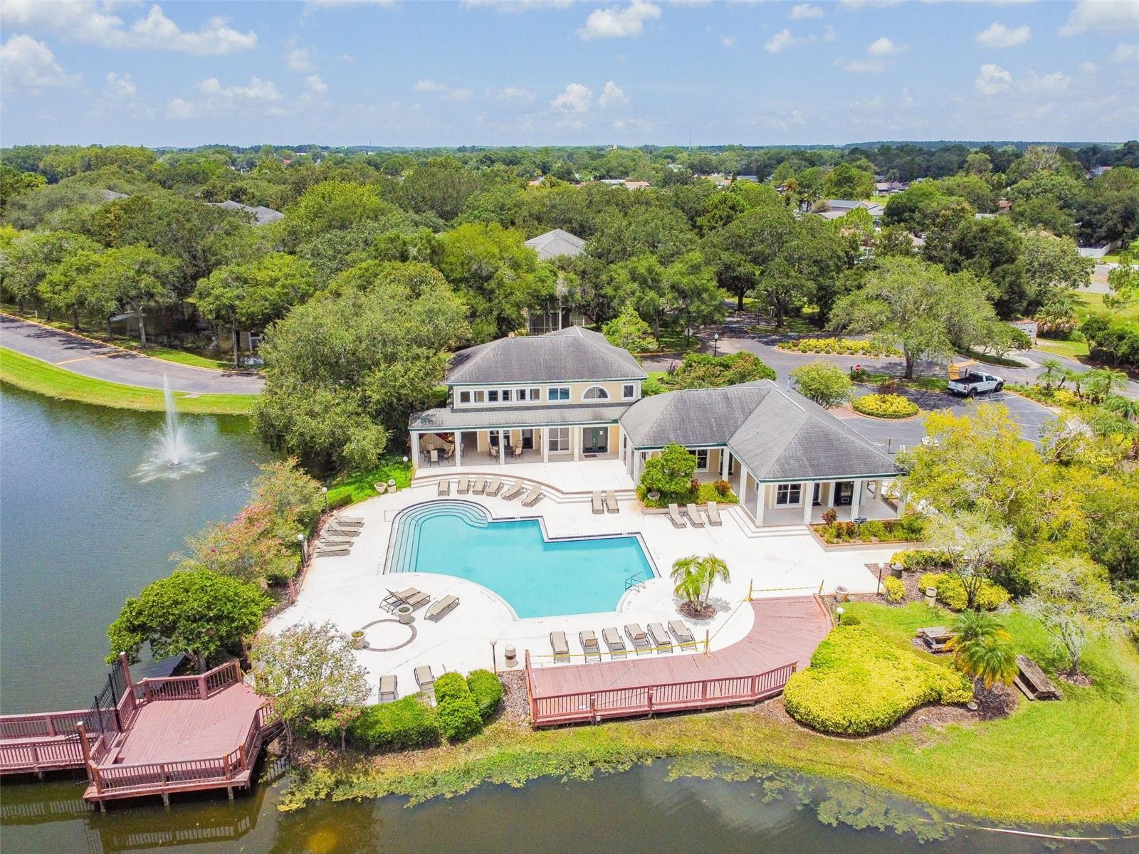 86F THE LANDINGS OF TAMPA A CONDOMINIUM - Residential