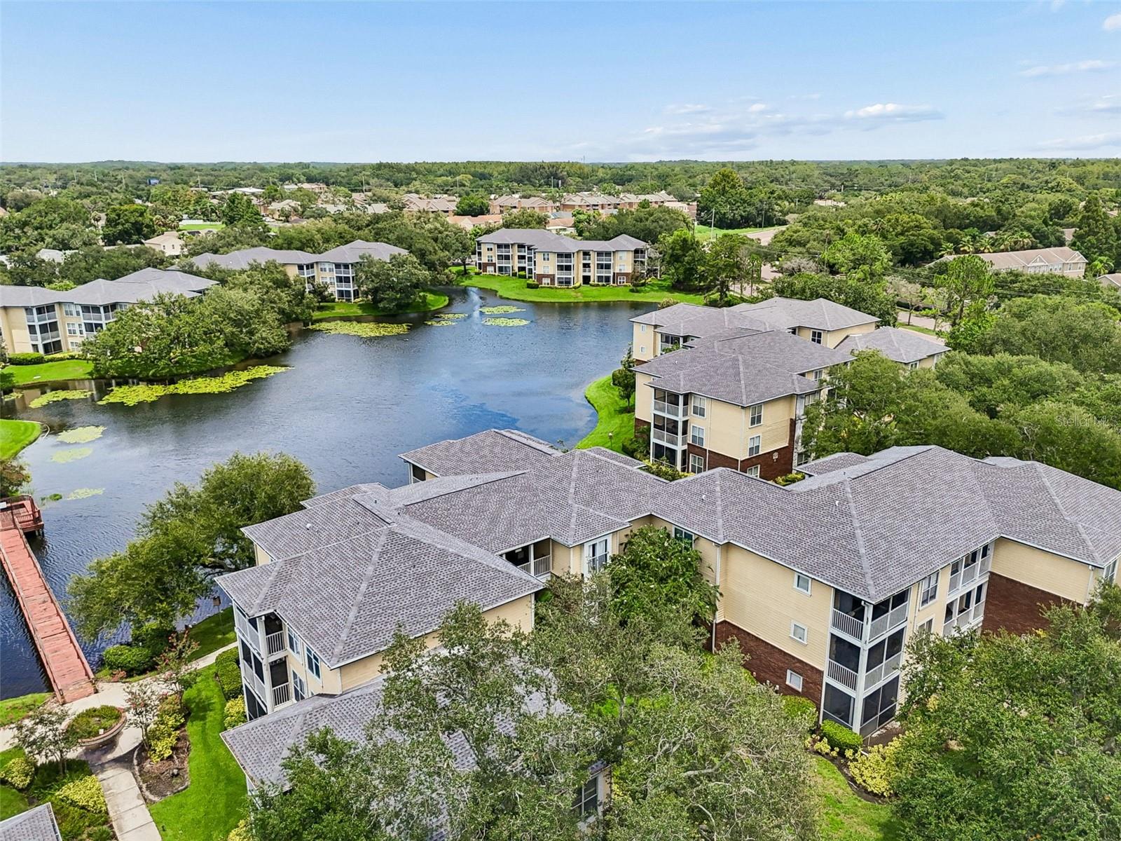 86F THE LANDINGS OF TAMPA A CONDOMINIUM - Residential