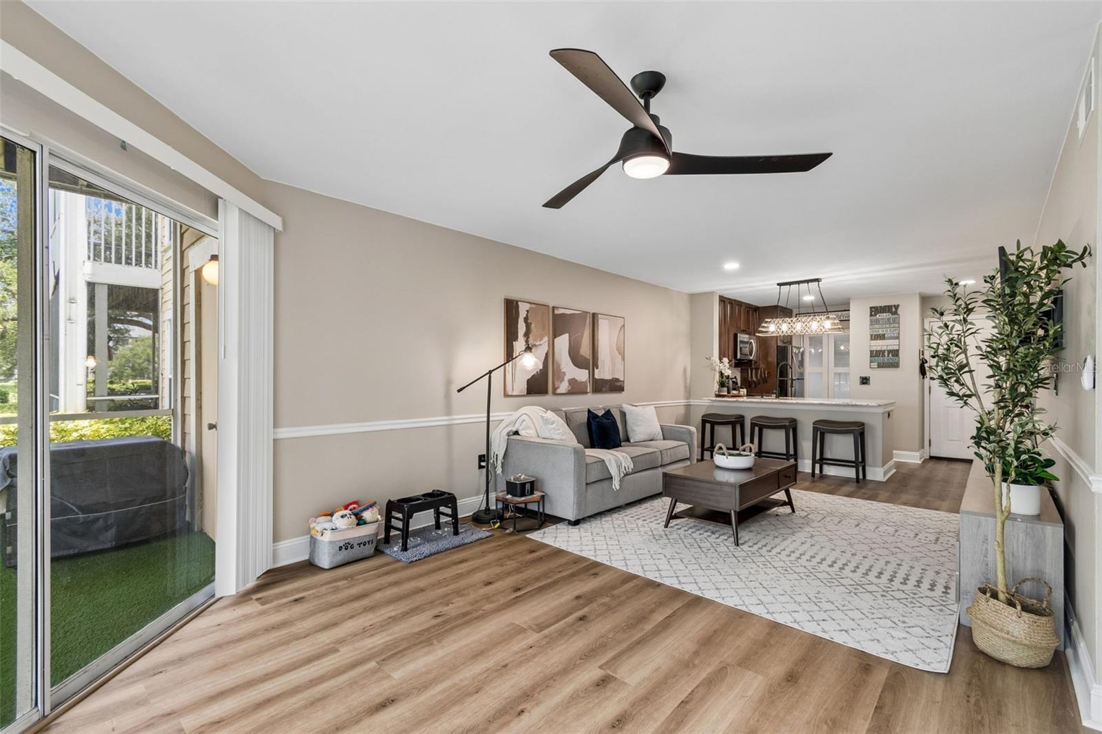 86F THE LANDINGS OF TAMPA A CONDOMINIUM - Residential